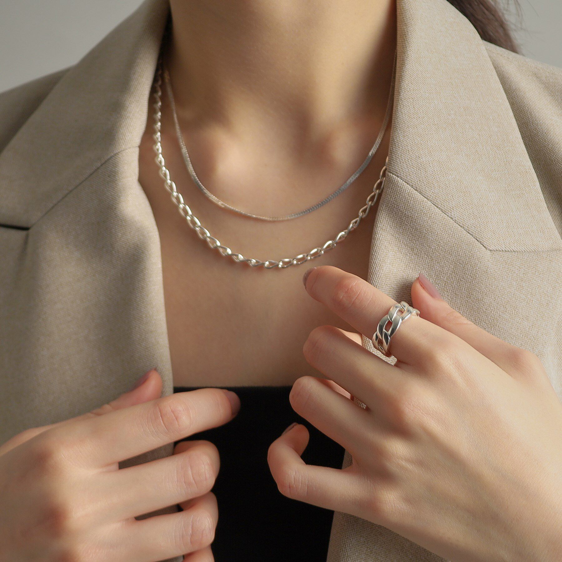 COCOSHNIK ONKITSCH「シルバー ボリュームカーブチェーンモチーフリング」|リング|