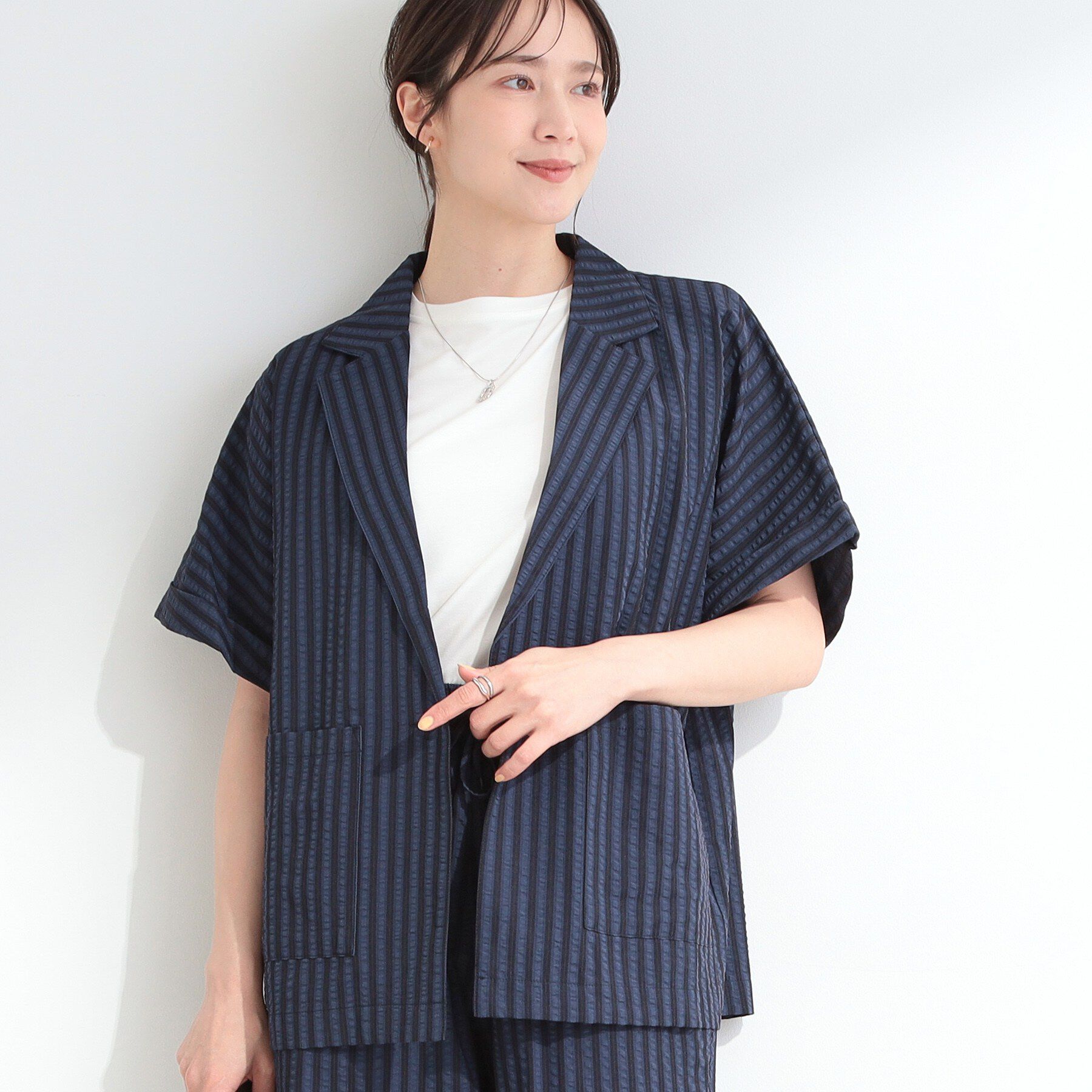 SHOO･LA･RUE「【ひんやり/吸水速乾/セットアップ可】カジュアルときちんと感を両立 サッカーストライプシャツジャケッ」|テーラードジャケット|