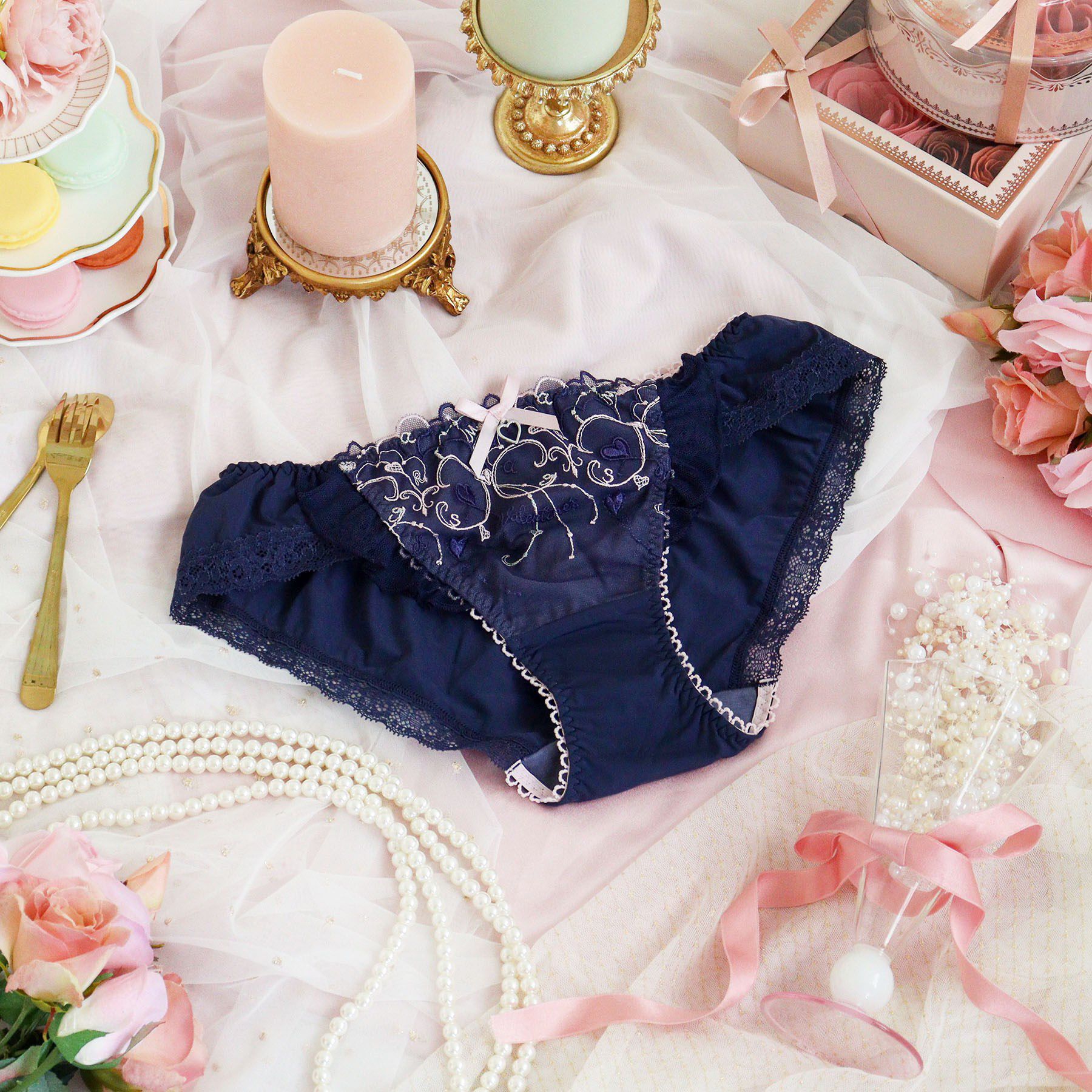 Risa Magli「ヘルティー ノーマルショーツ」|インナー|ネイビー(094)