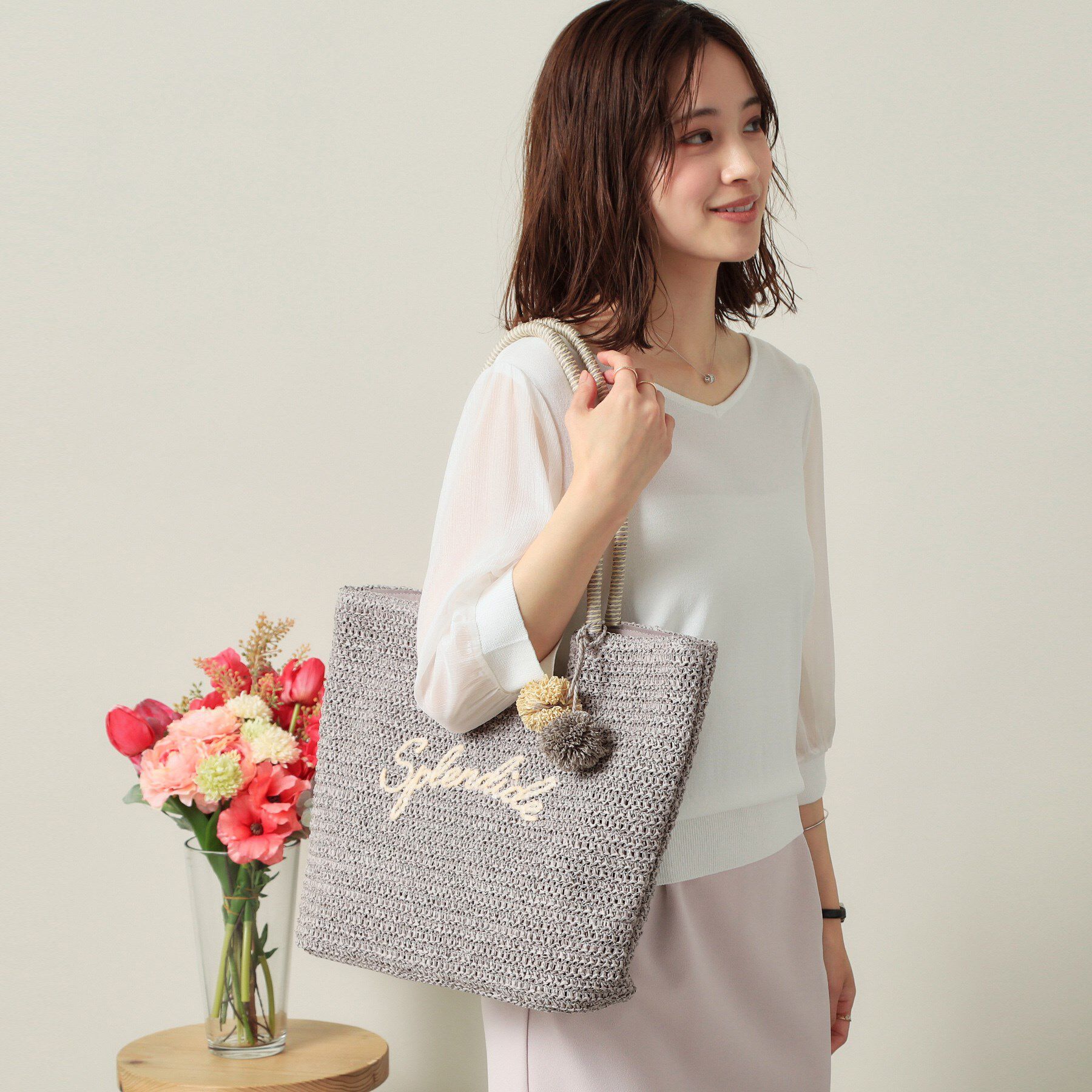 ITS&rsquo;DEMO「チャーム付ロゴ刺繍雑材トート」|トートバッグ|