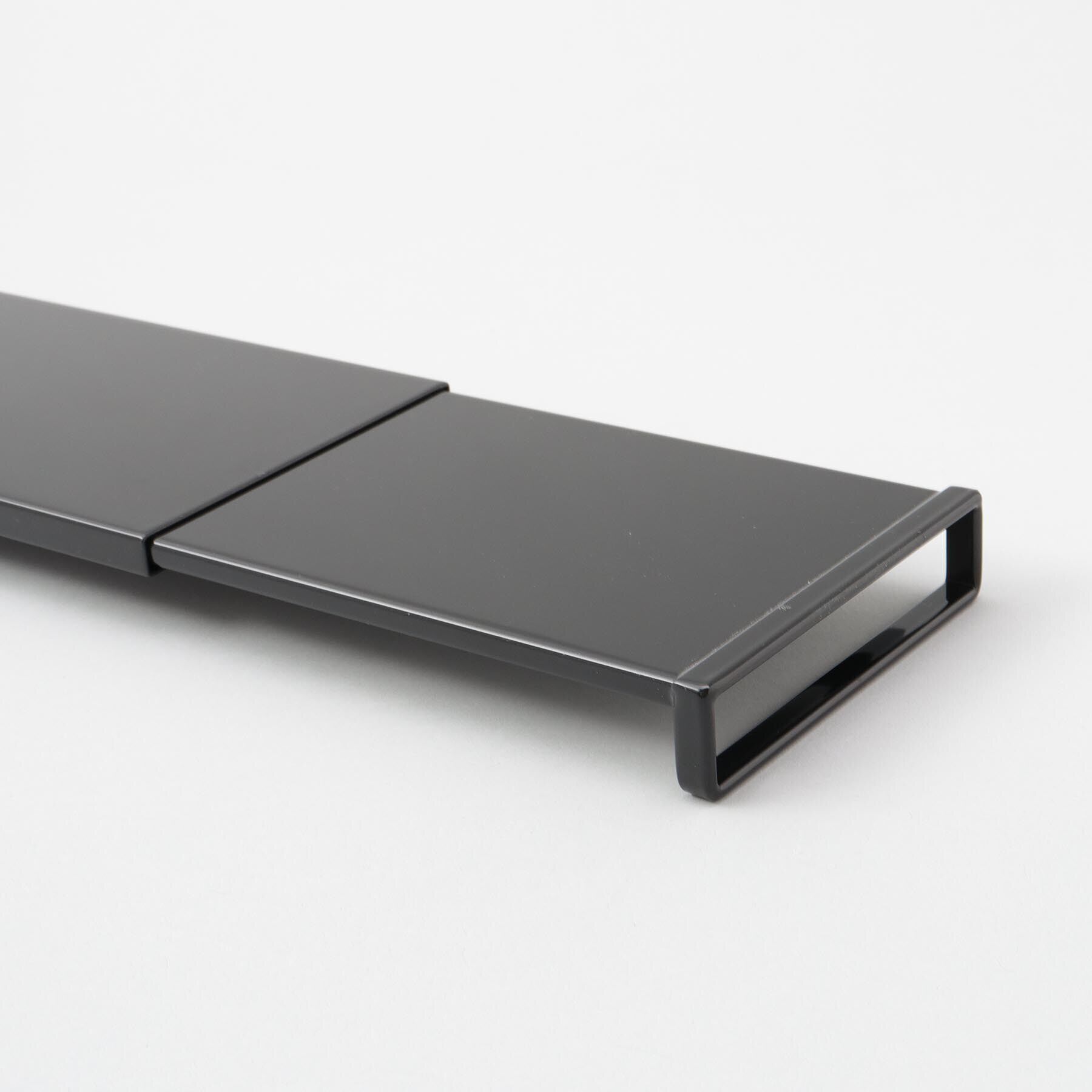 212 KITCHEN STORE「伸縮排気口カバー フラットタイプ BK 山崎実業 ＜tower タワー＞」|食器・キッチングッズ|