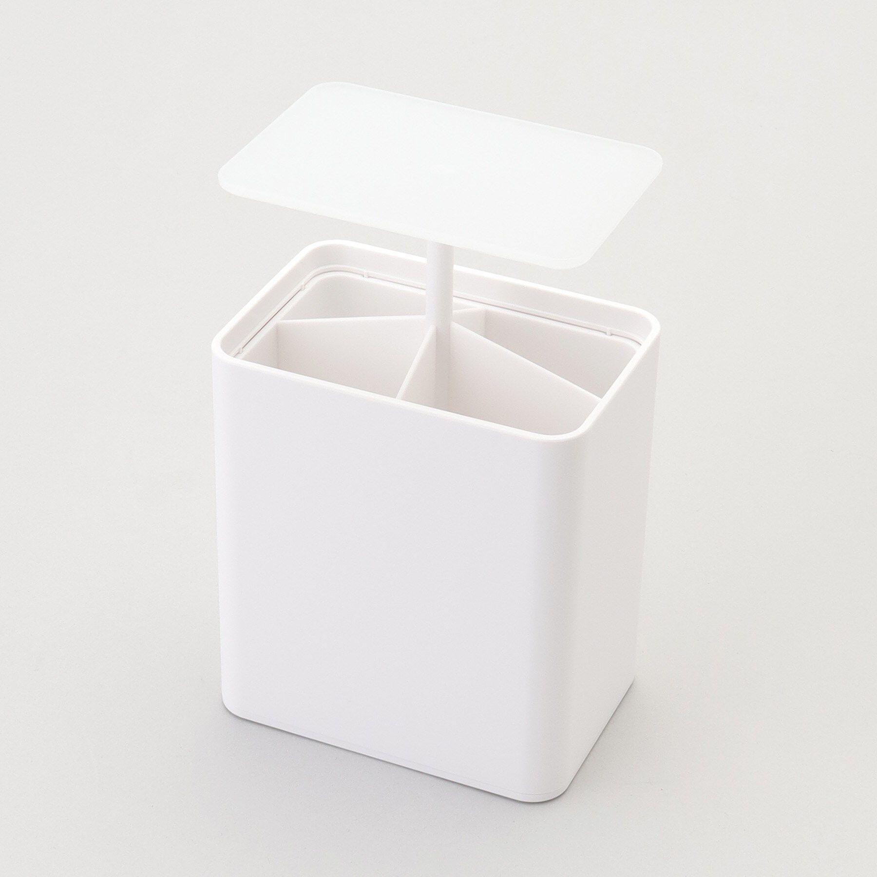 212 KITCHEN STORE「ポップアップ式綿棒ケース WH 山崎実業 ＜tower  タワー＞」|食器・キッチングッズ|