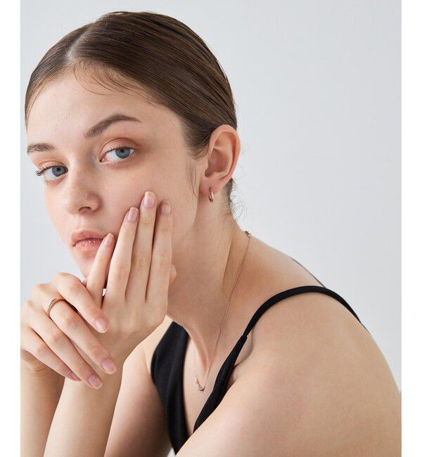 ete「[ONLINE Limited] クレセントムーン ピアス」|ピアス|