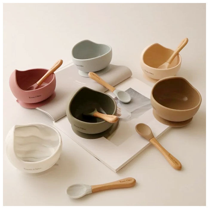 BACKYARD FAMILY「ひっくり返らない ベビー食器 通販 すくいやすい 吸盤 シリコン ボウル ブランド」|食器・キッチングッズ|