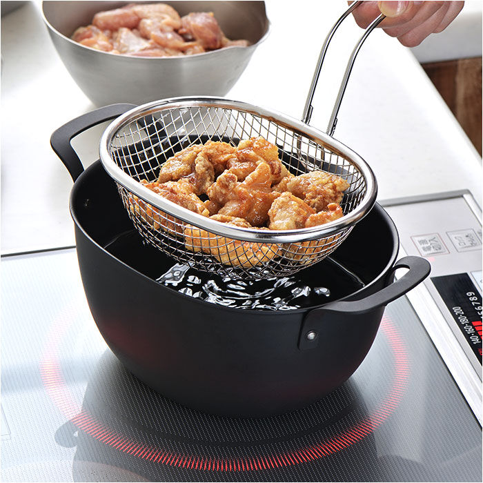 BACKYARD FAMILY「揚げざる 通販 日本製 揚げザル ステンレス 約幅18&times;全長23.5&times;全高15.5cm 手付きザル」|食器・キッチングッズ|