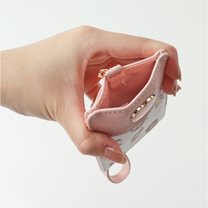 BACKYARD FAMILY「パスケース リール付き サンリオ 通販 定期入れ リール付きパスケース リールパスケース」|定期入れ|