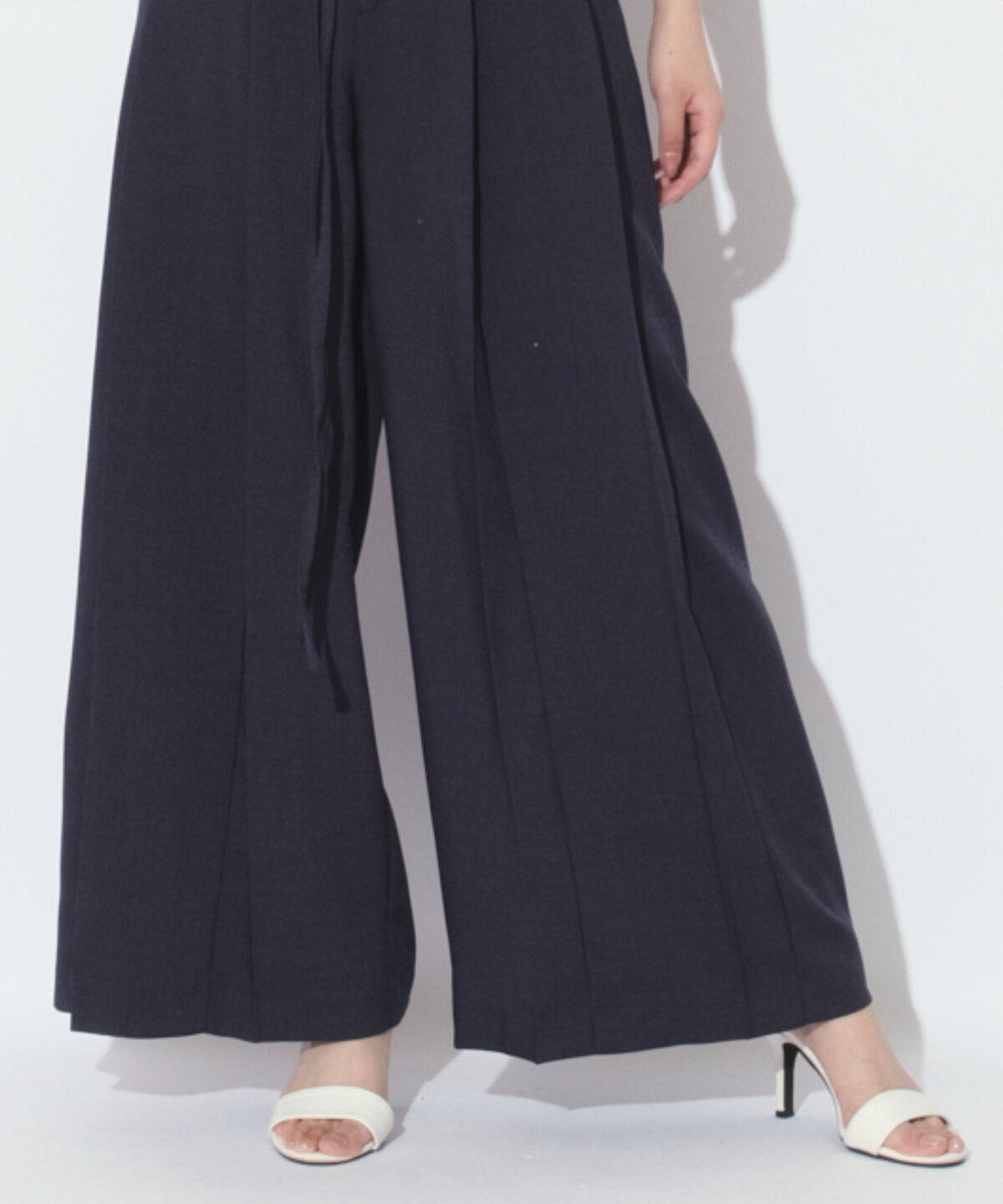 アンドクチュール「麻調プリーツワイドパンツ」|その他|