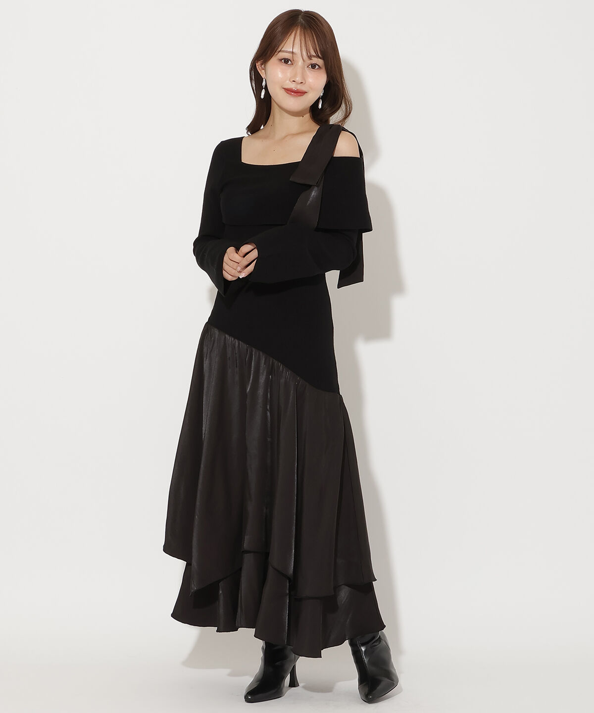 アンドクチュール「ショルダーリボンニットドッキングワンピース」|ワンピース|