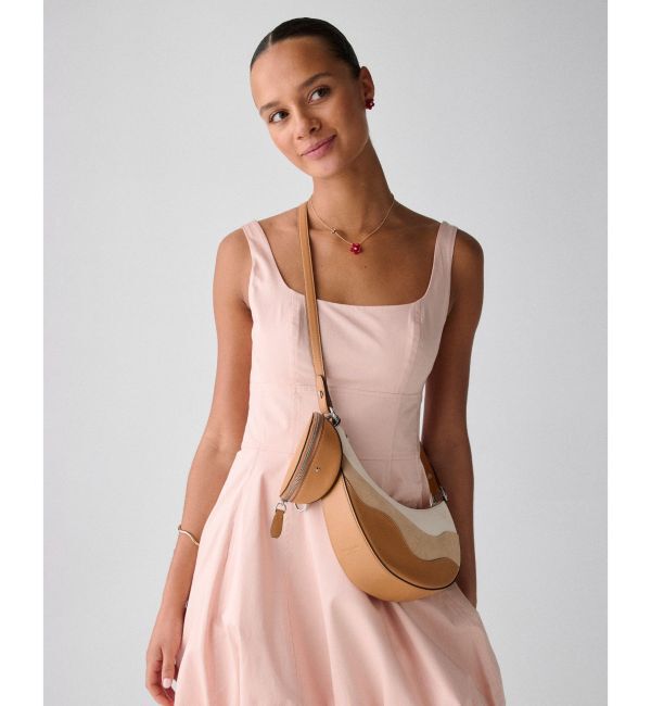 kate spade new york「ケーエスデュオ ウェイビー スエード クロスボディ バッグ」|ショルダー・メッセンジャー|