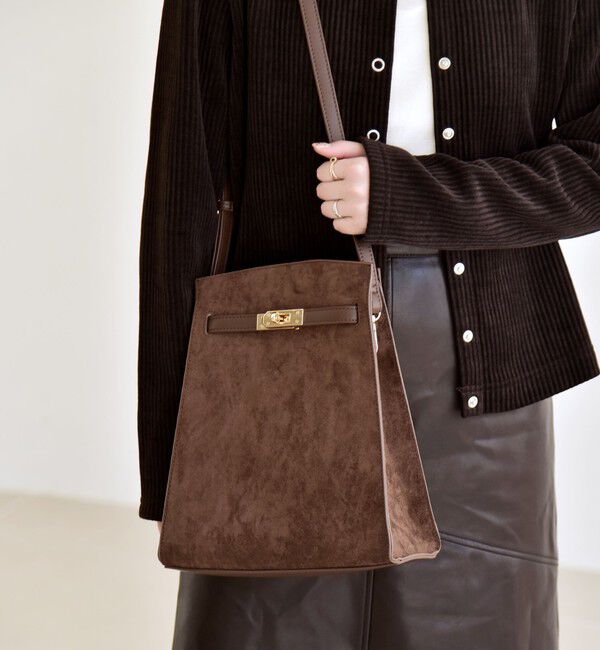 quaranciel「quaranciel: ベルトデザイン スクエア ショルダー バッグ」|ショルダー・メッセンジャー|ブラウン