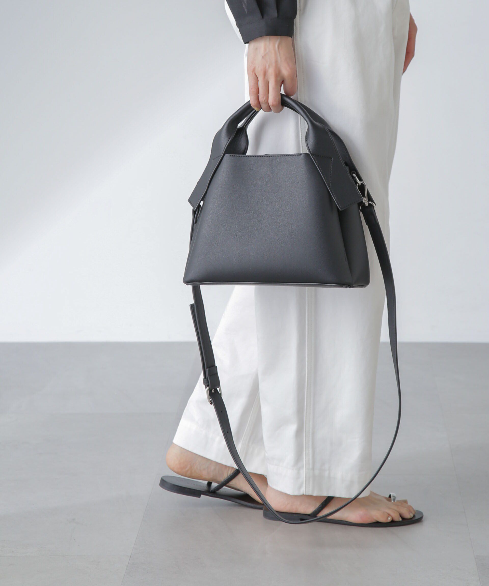 nano･universe「WEB限定/アウトハンドルデザイントートバッグ」|ショルダー・メッセンジャー|