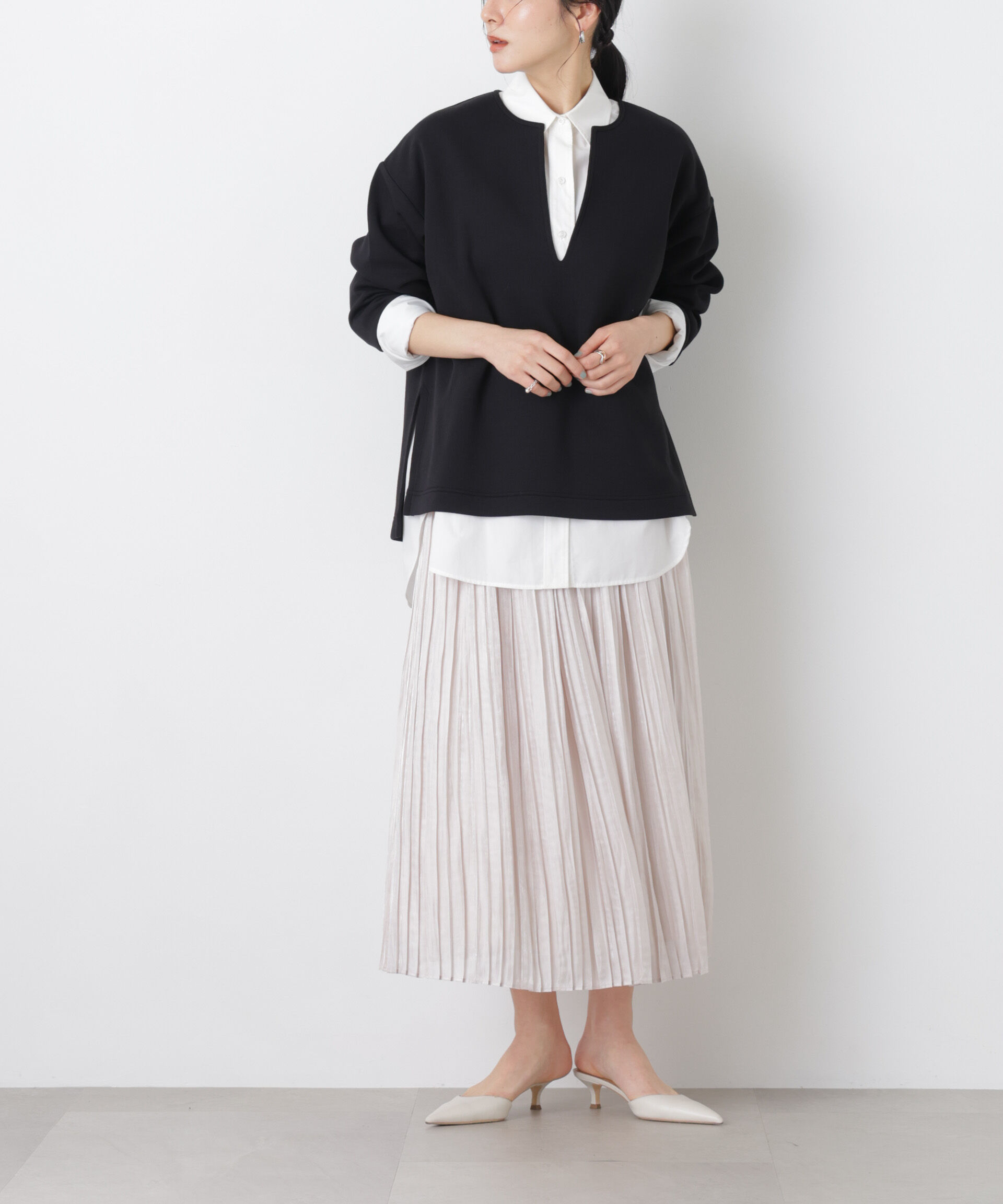 nano･universe「シャイニーサテンプリーツスカート」|スカート|アイボリー7