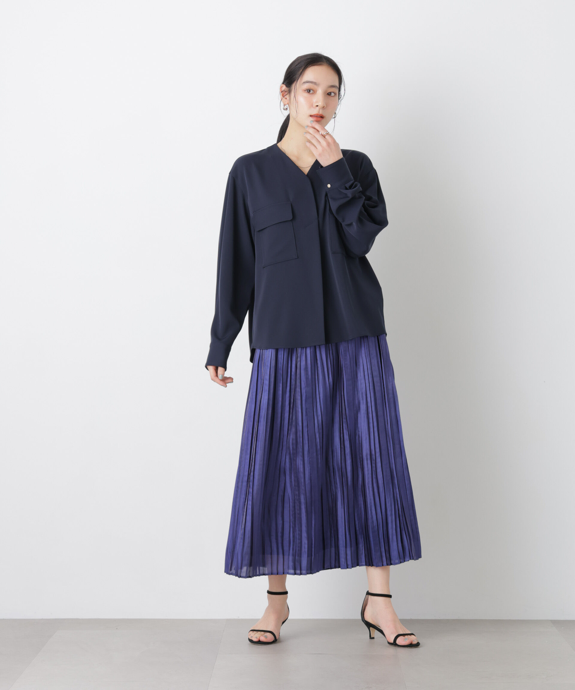 nano･universe「シャイニーサテンプリーツスカート」|スカート|