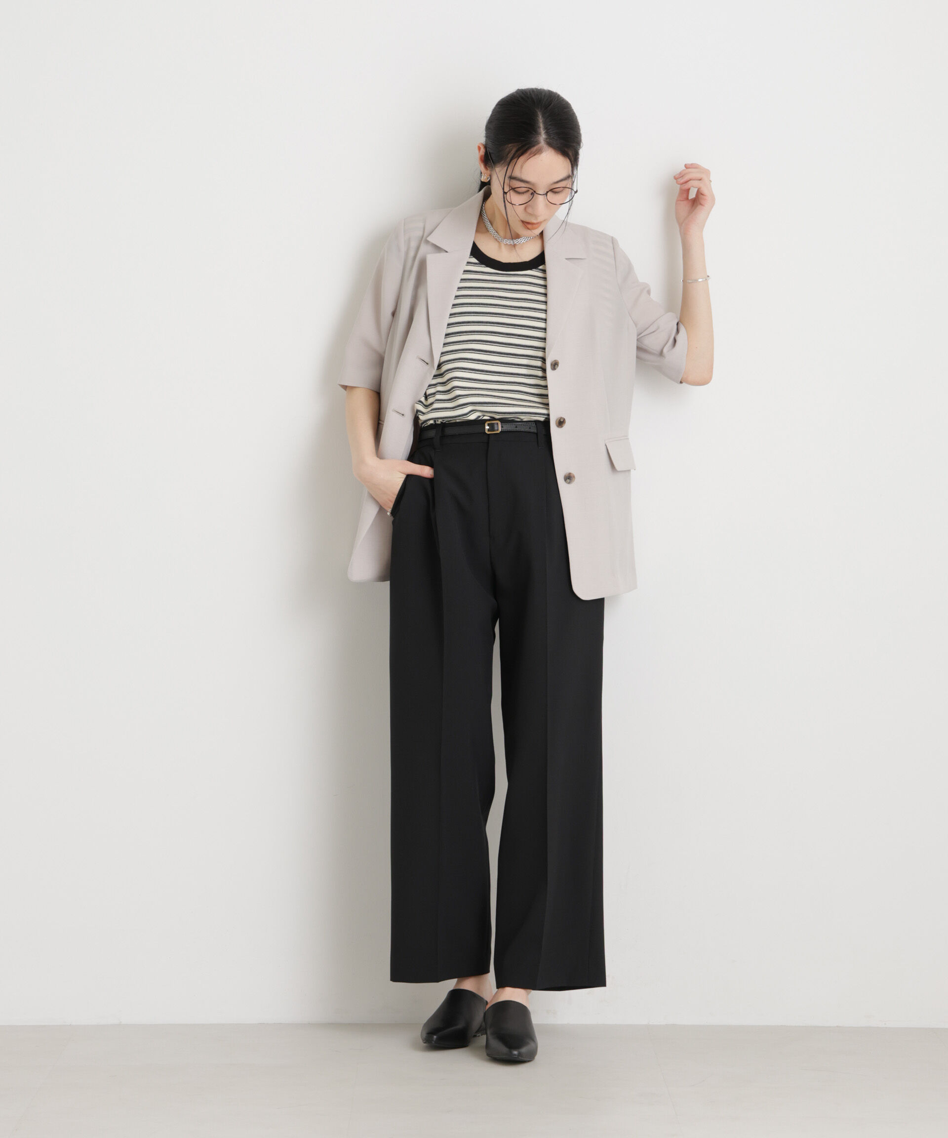 nano･universe「ライトファンクションタックセミワイドパンツ」|チノ|