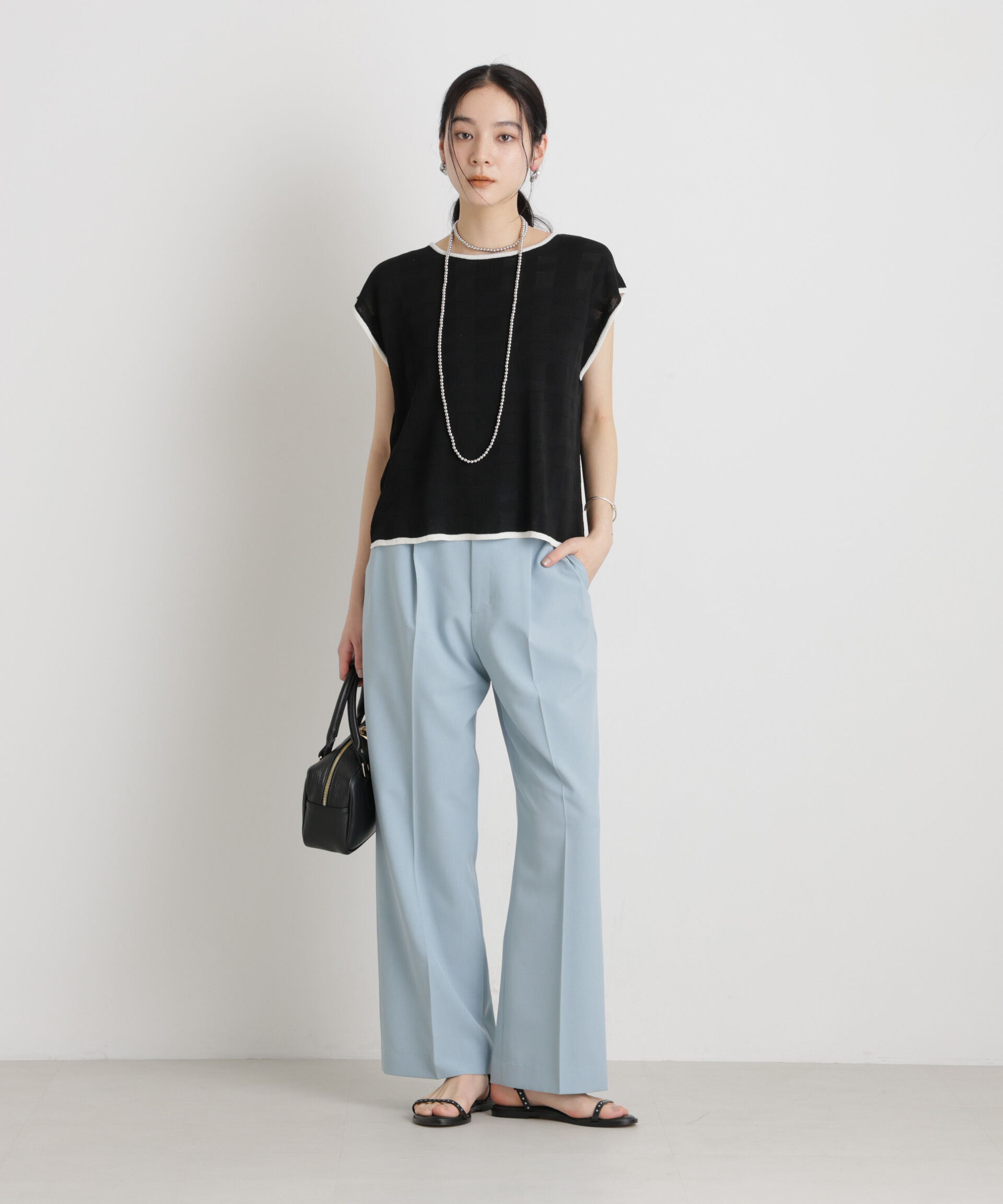 nano･universe「ライトファンクションタックセミワイドパンツ」|チノ|