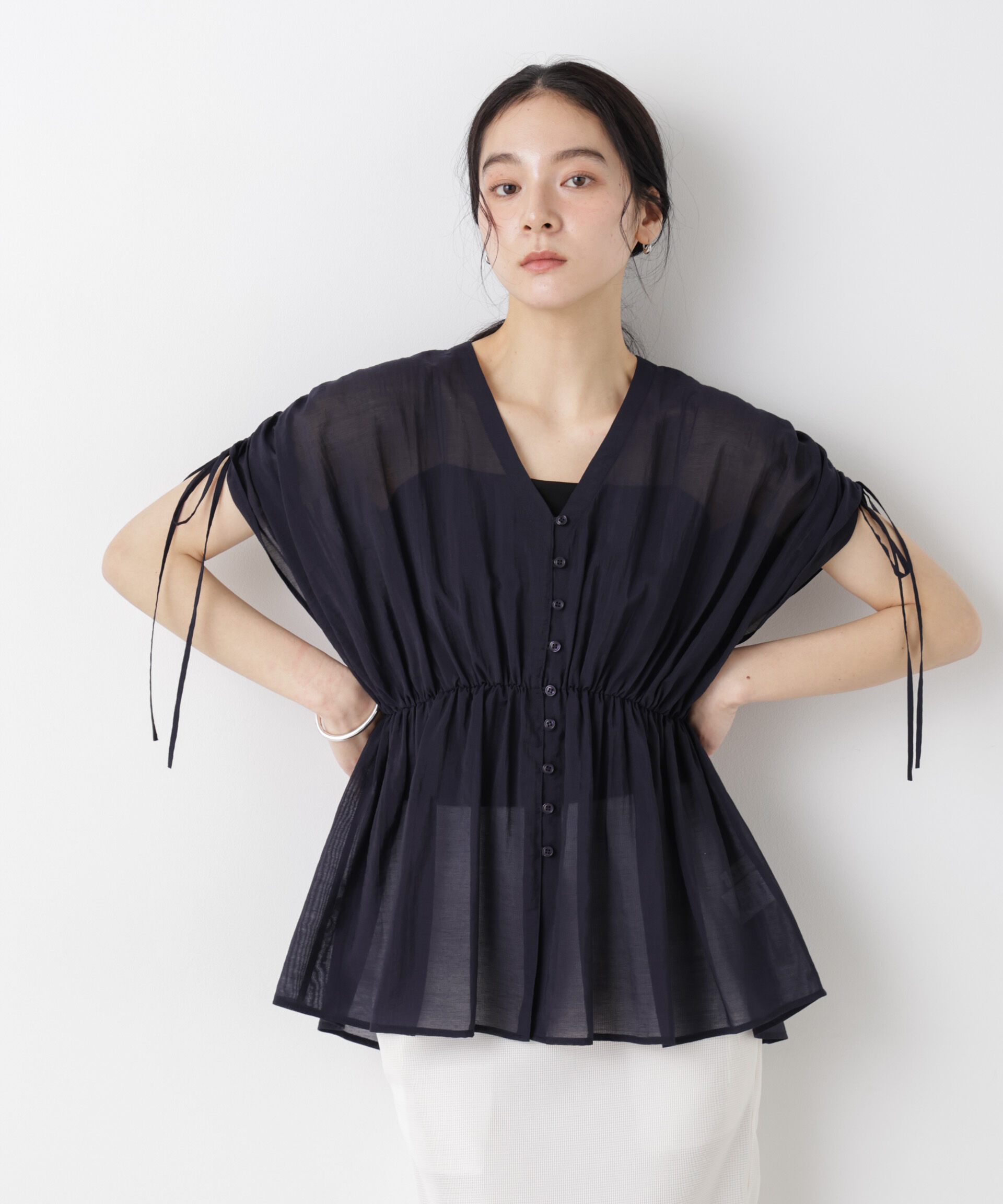 nano･universe「ギャザーペプラムシアーブラウス」|シャツ・ブラウス|