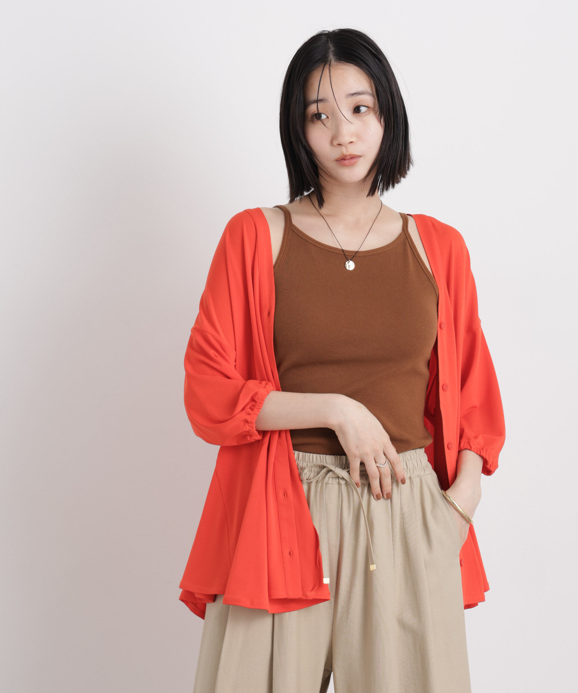 nano･universe「カットジョーゼットマチフレアVネックブラウス」|シャツ・ブラウス|