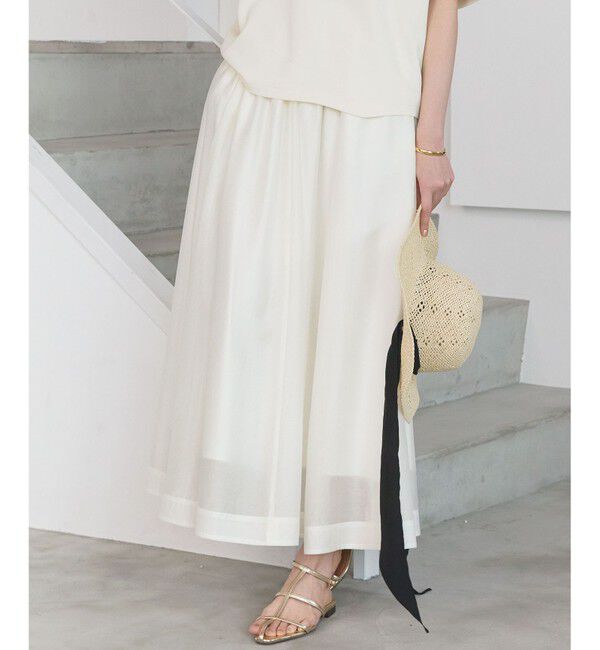 23区「【SLOW/一部店舗限定】エアリーフレア スカート」|スカート|オフホワイト