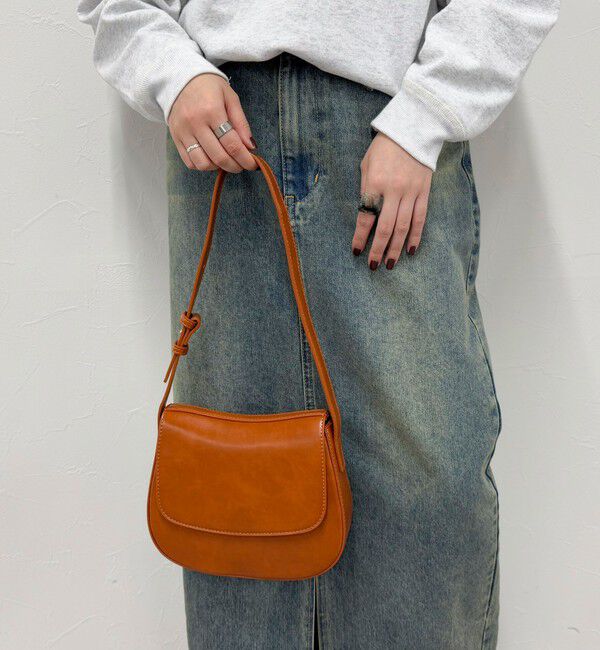 fredy emue「フラップラウンドワンショルバッグ」|ショルダー・メッセンジャー|