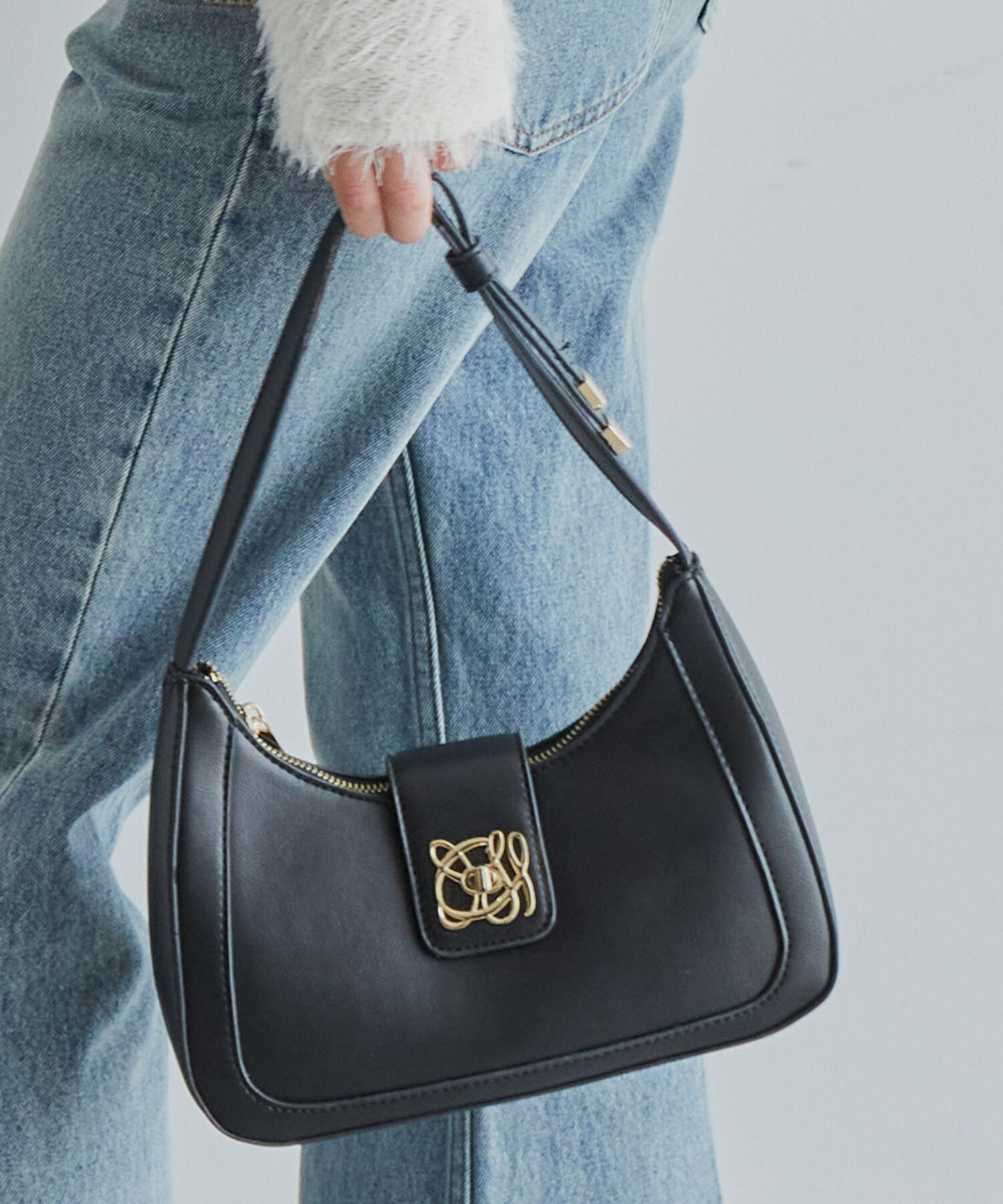 VIS「【ご好評につき追加生産】ハンドルリボンワンショルダーバッグ【180℃美人見え】」|ハンドバッグ|ブラック(01)