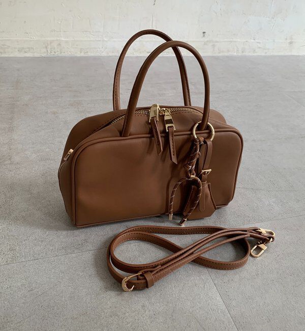  「チャーム付横長ボストン」|トートバッグ|