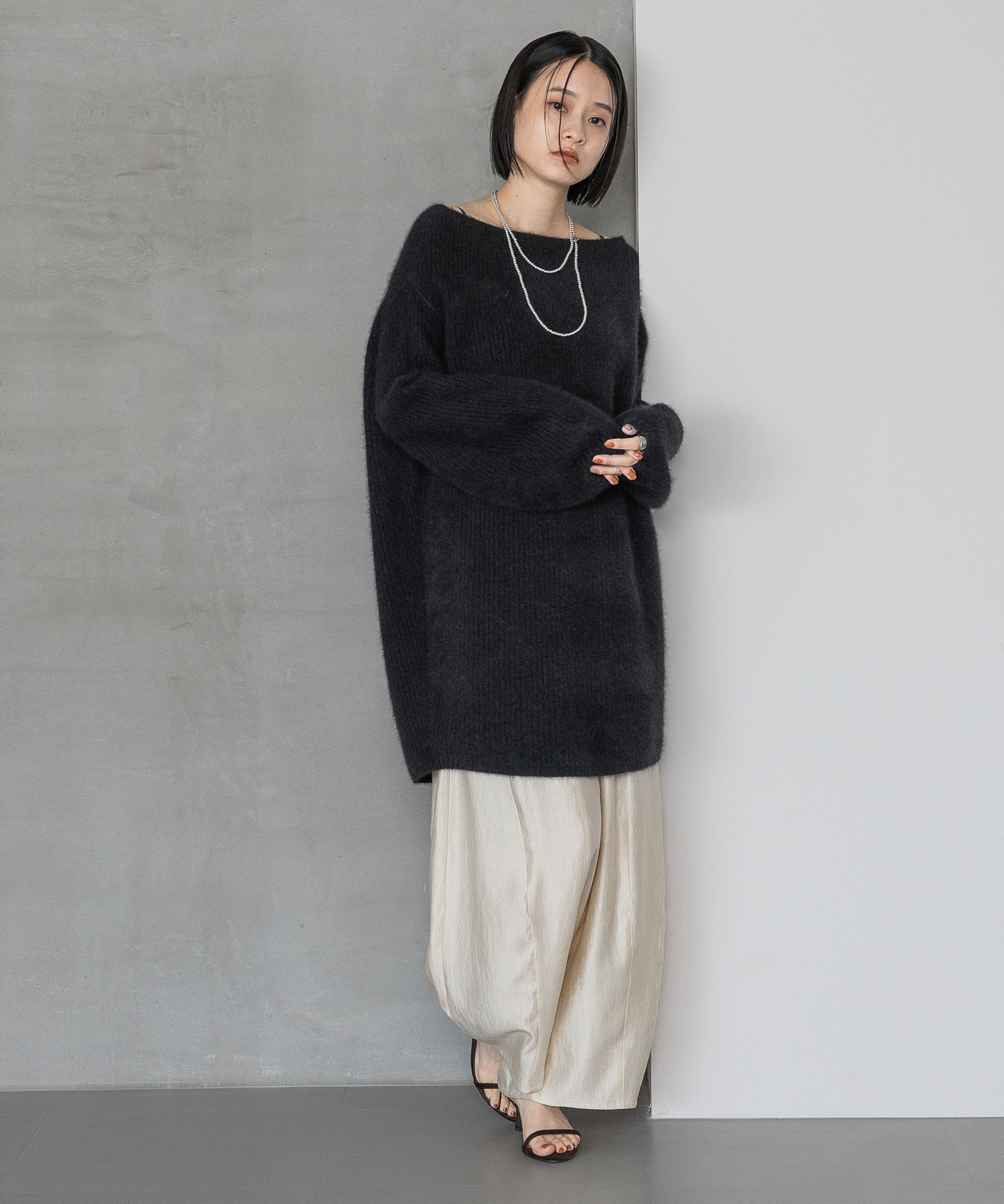 A part by 「ラクーンミニワンピース」|ワンピース|ブラック