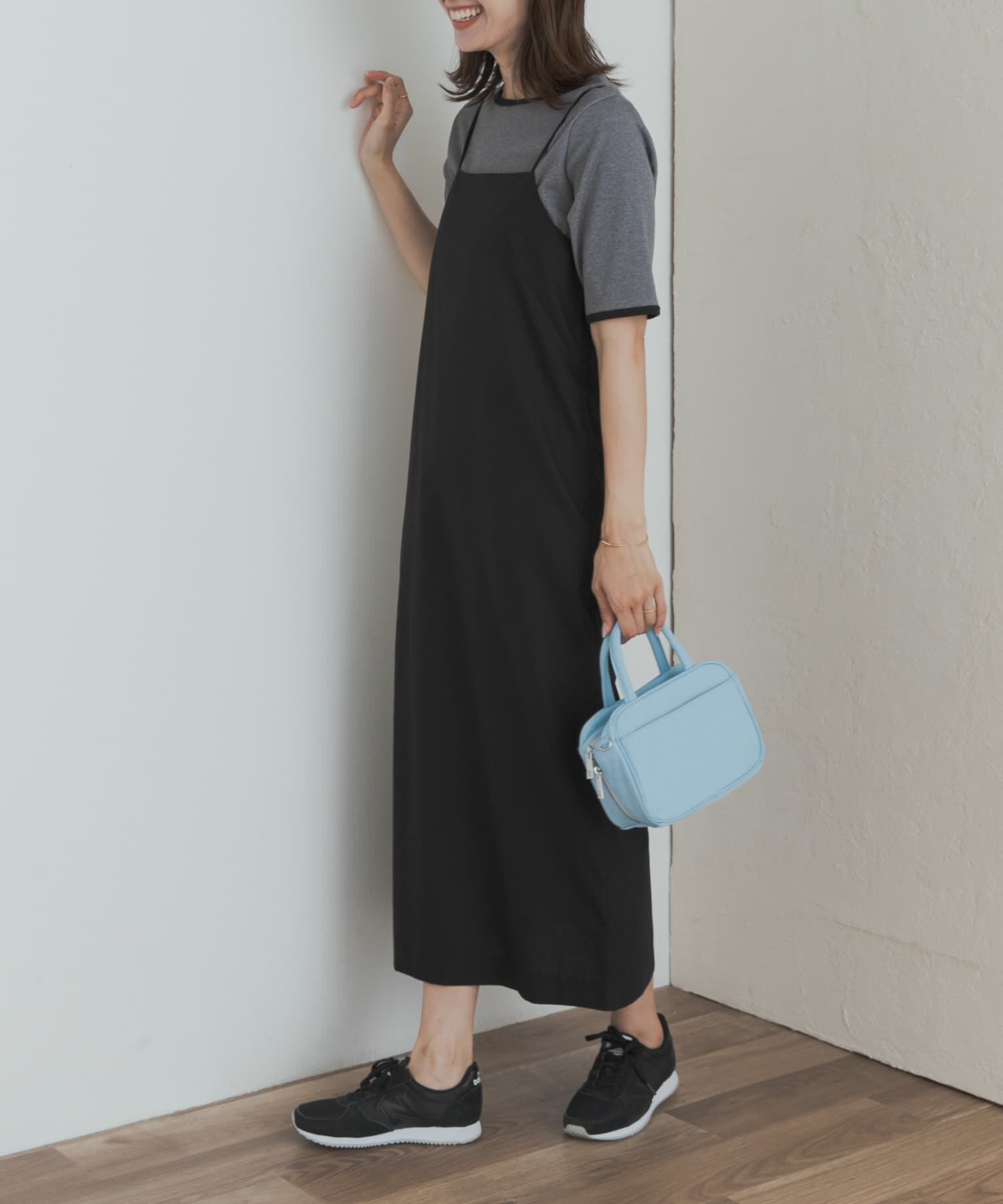 URBAN RESEARCH DOORS「バックVストレートキャミワンピース」|ワンピース|