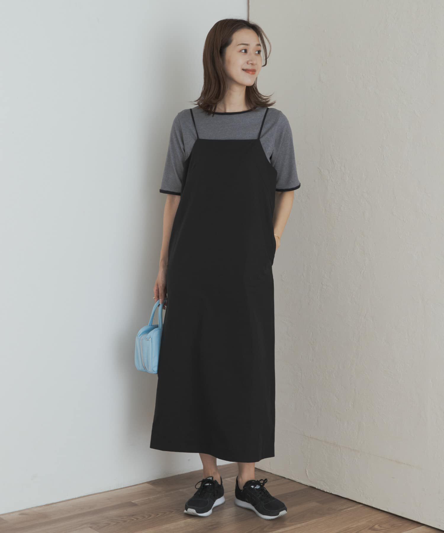 URBAN RESEARCH DOORS「バックVストレートキャミワンピース」|ワンピース|