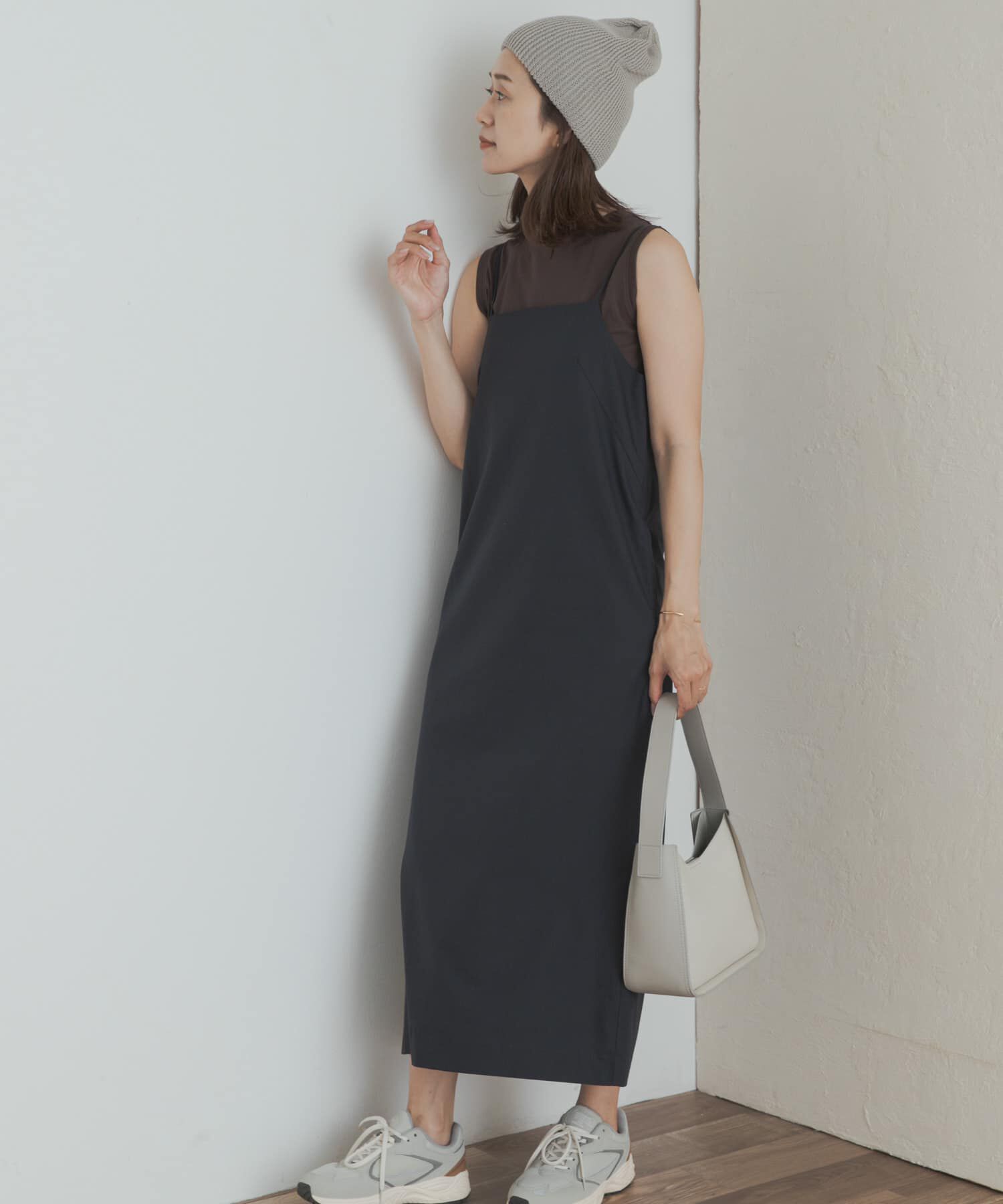 URBAN RESEARCH DOORS「バックVストレートキャミワンピース」|ワンピース|