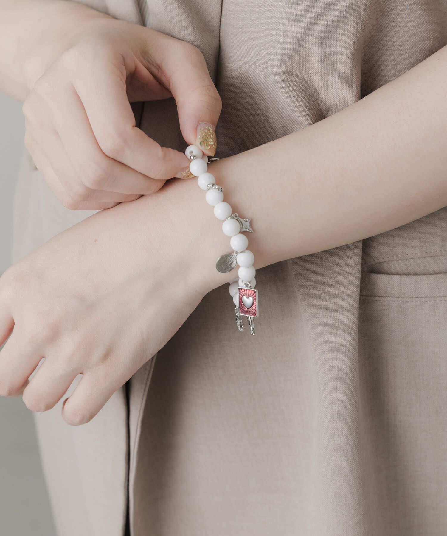 SMELLY「ミックスチャームビーズマンテルブレスレット」|ブレスレット・バングル|