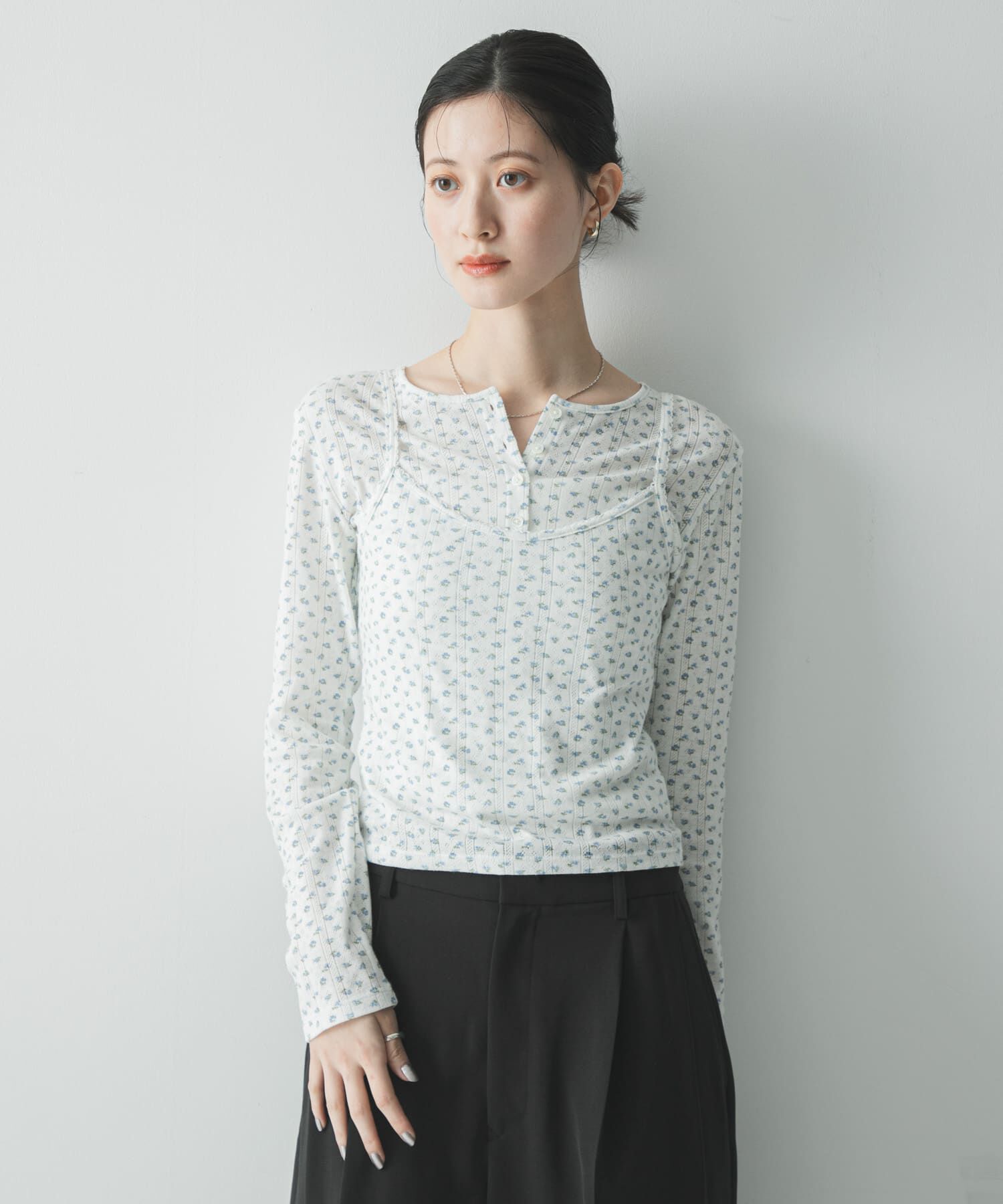 URBAN RESEARCH「キャミセットフラワーアイレットレースカーディガン」|カーディガン|