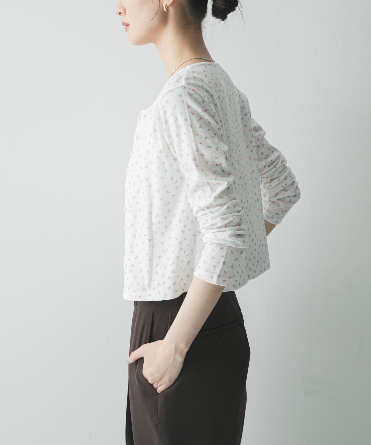 URBAN RESEARCH「キャミセットフラワーアイレットレースカーディガン」|カーディガン|