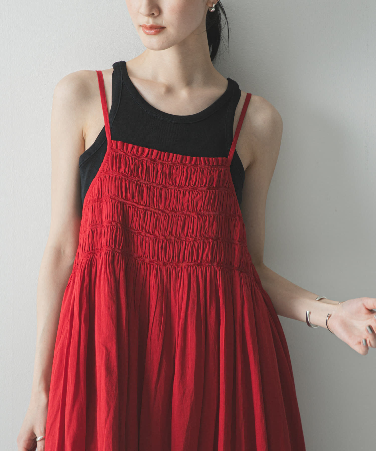 URBAN RESEARCH「コットンギャザーキャミワンピース」|ワンピース|