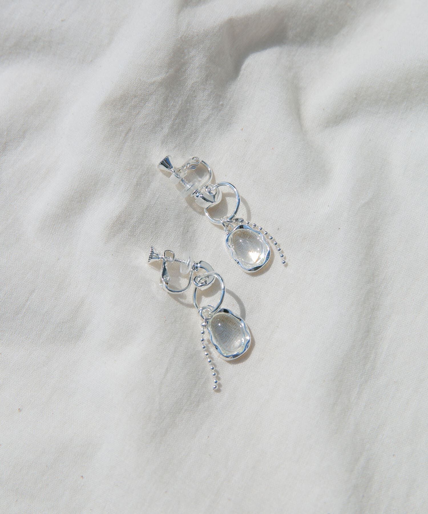 SMELLY「クリアドロップチェーンイヤリング」|イヤリング|シルバー系その他
