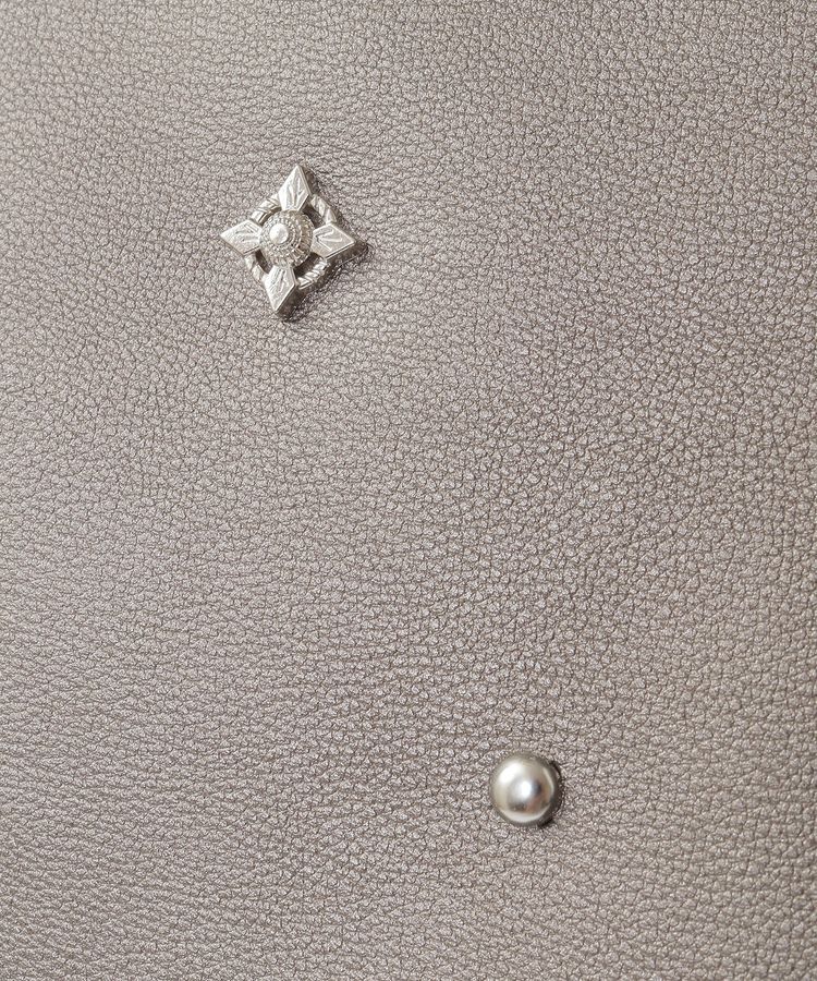 armonia「andmikka.スタッズ付A4トートバッグ」|トートバッグ|