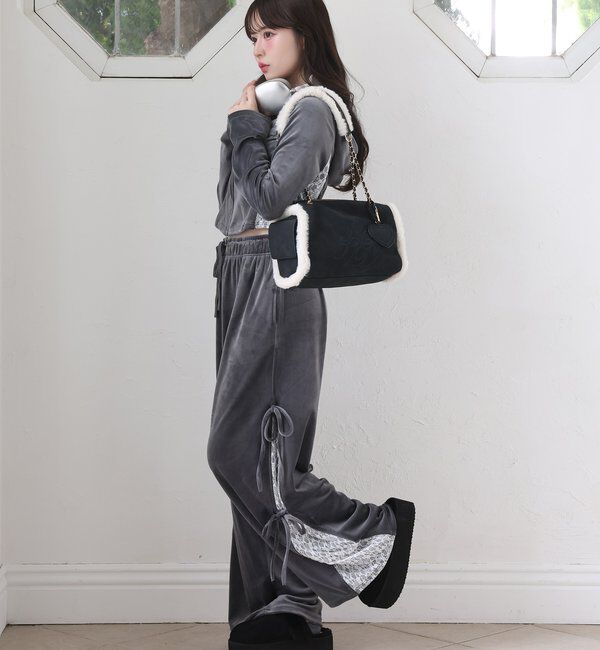  「フェイクムートンエンボスバッグ」|ショルダー・メッセンジャー|