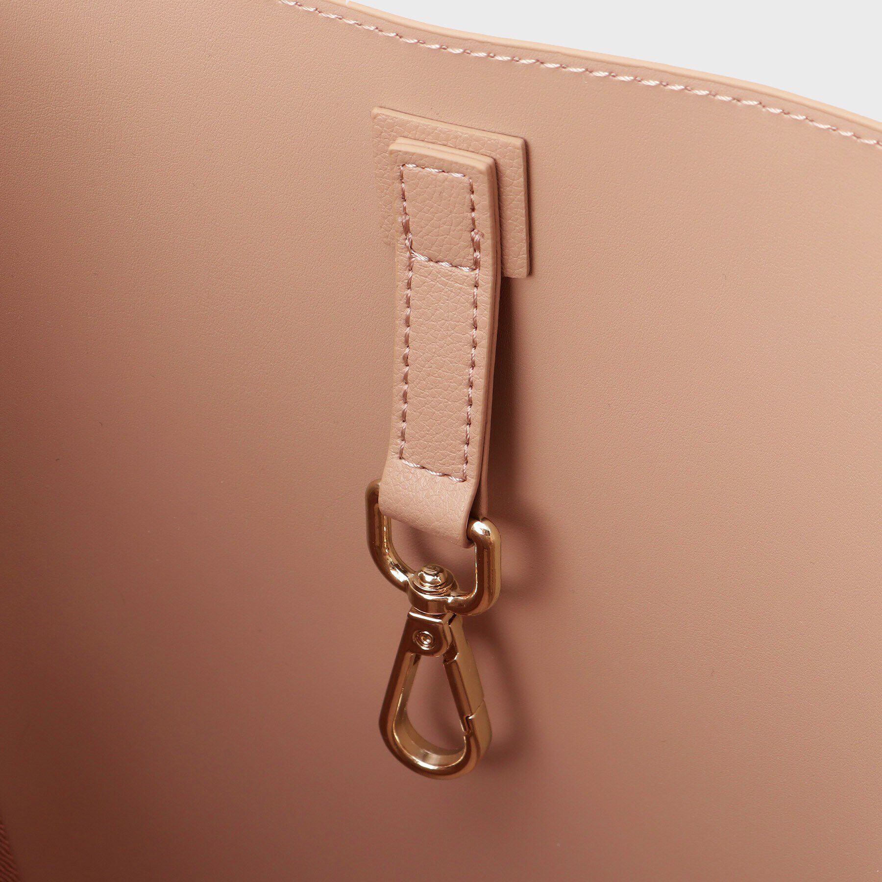 UNTITLED「【A4書類 PC収納可】エフォートレストート」|トートバッグ|