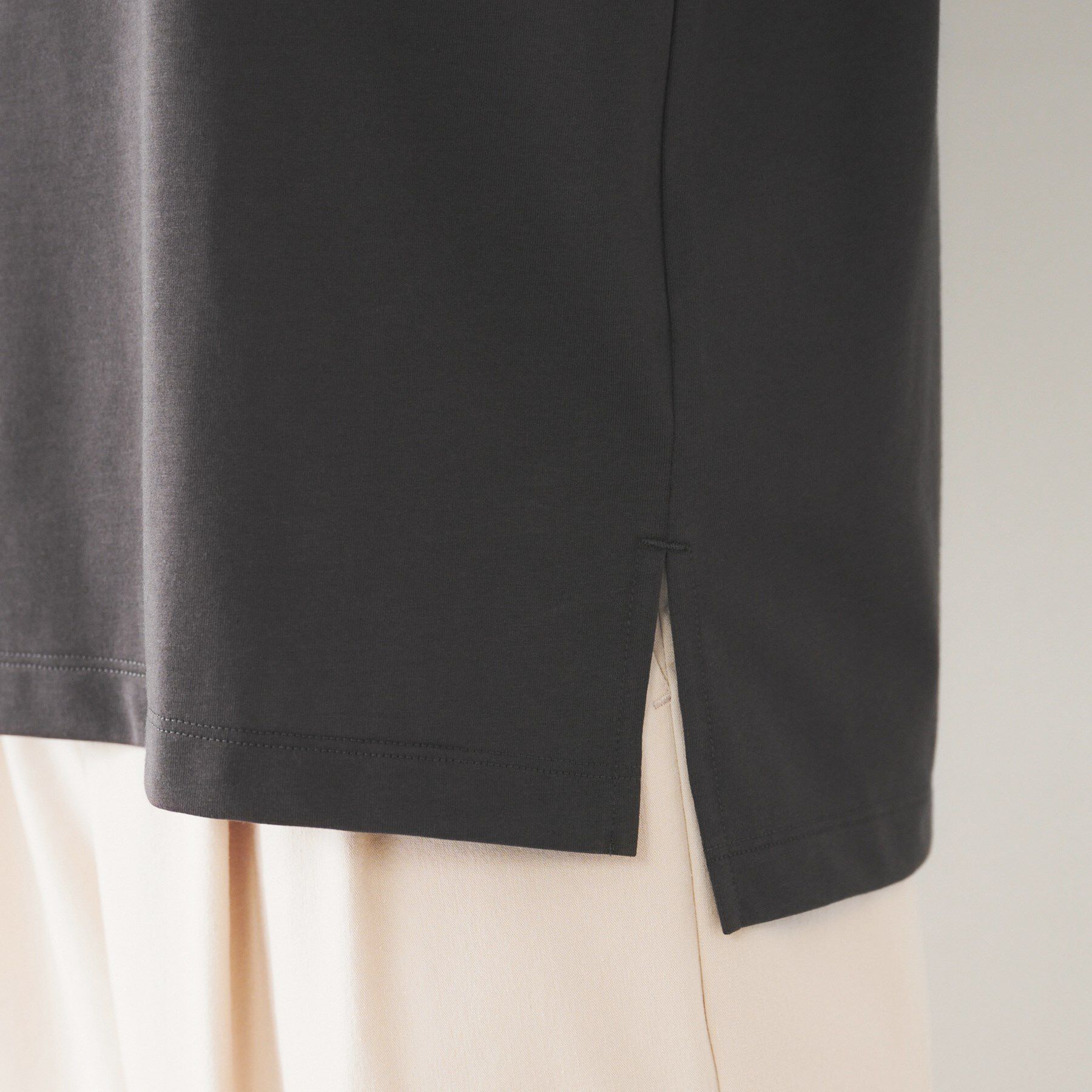 UNTITLED「【ロゴT/プリントT】グラフィックTシャツ」|Tシャツ・カットソー|