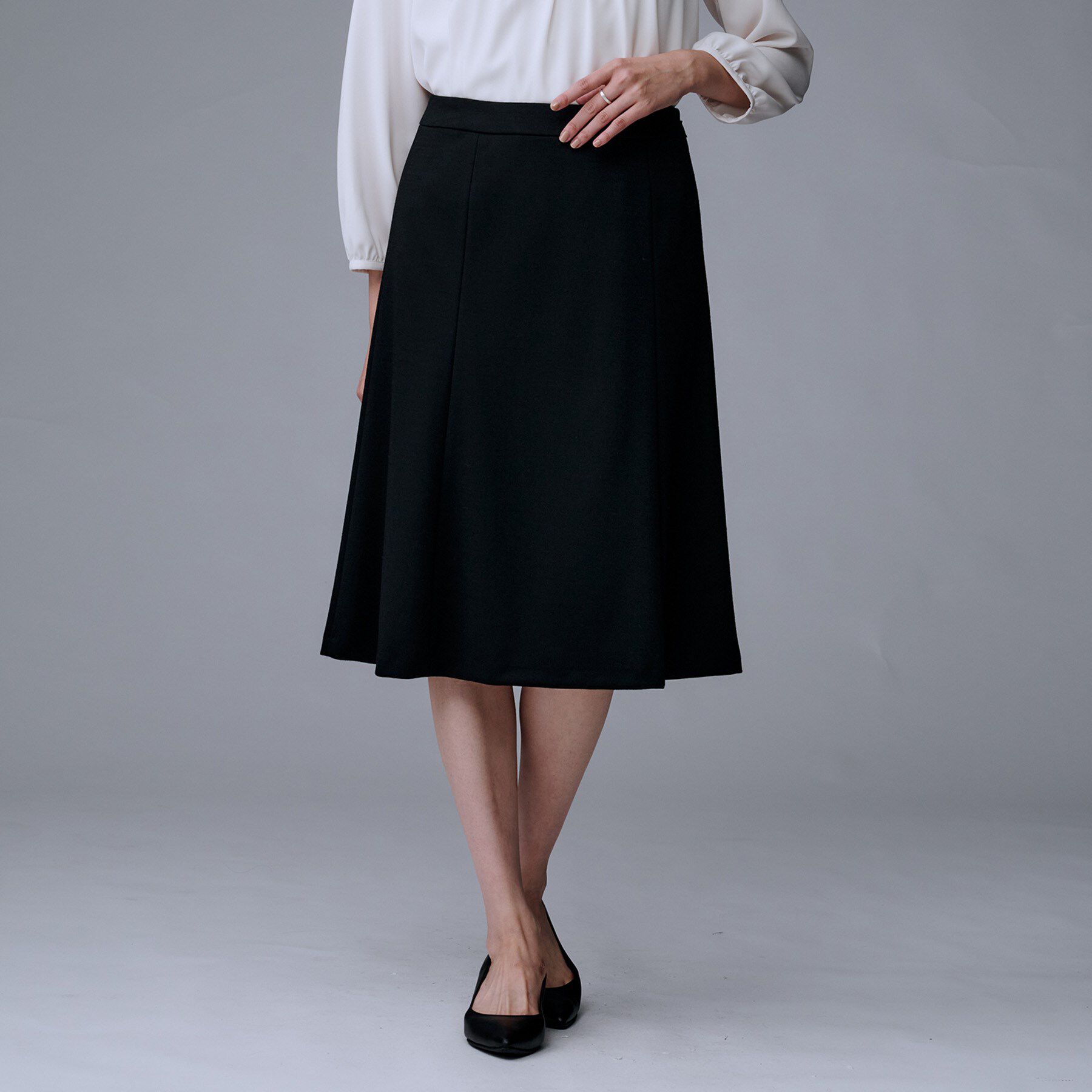 UNTITLED「【洗えるスーツ/ストレッチ】ウール混ジャージ マーメイドスカート」|スカート|