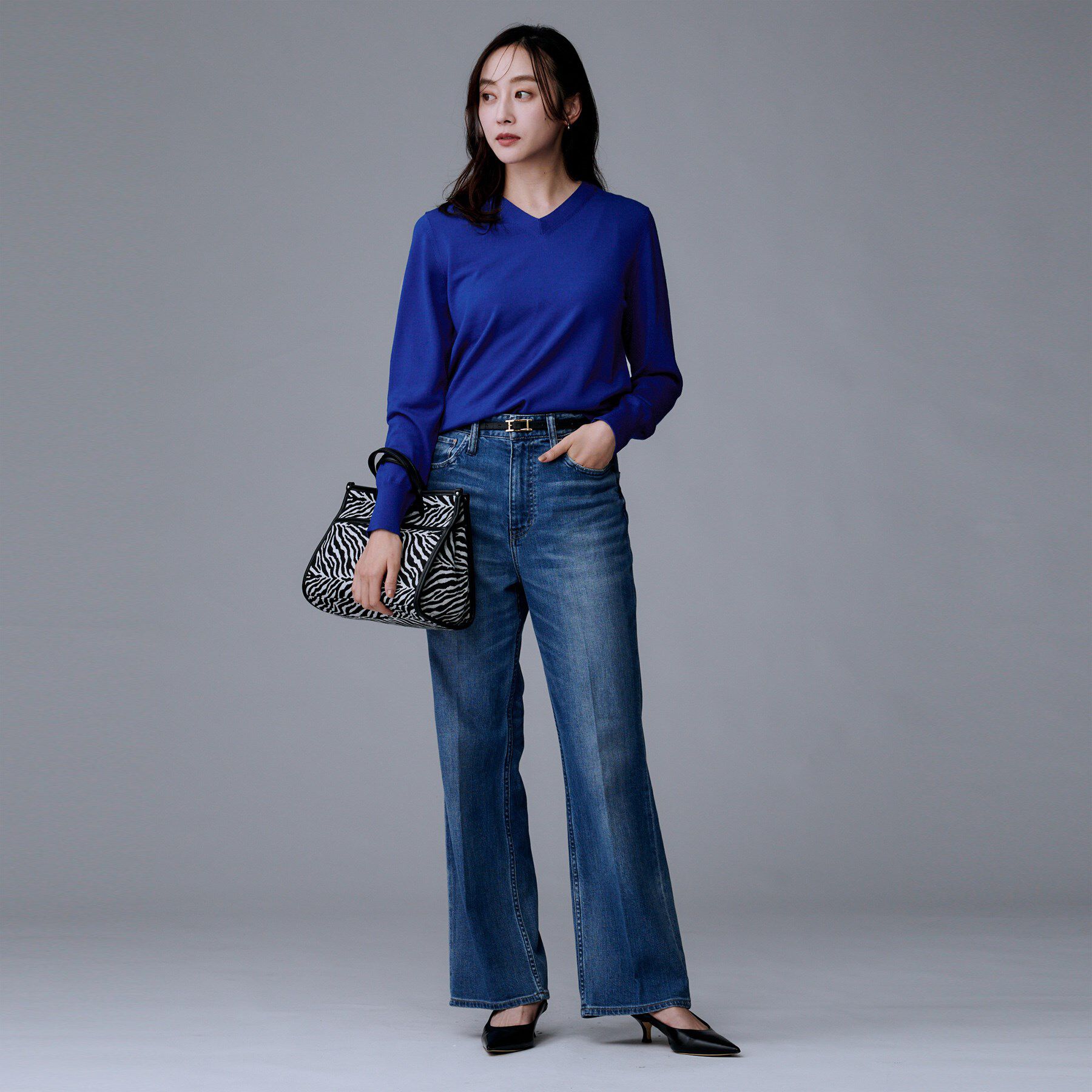 UNTITLED「【洗える/ウール100%】Vネックウールニット」|ニット・セーター|