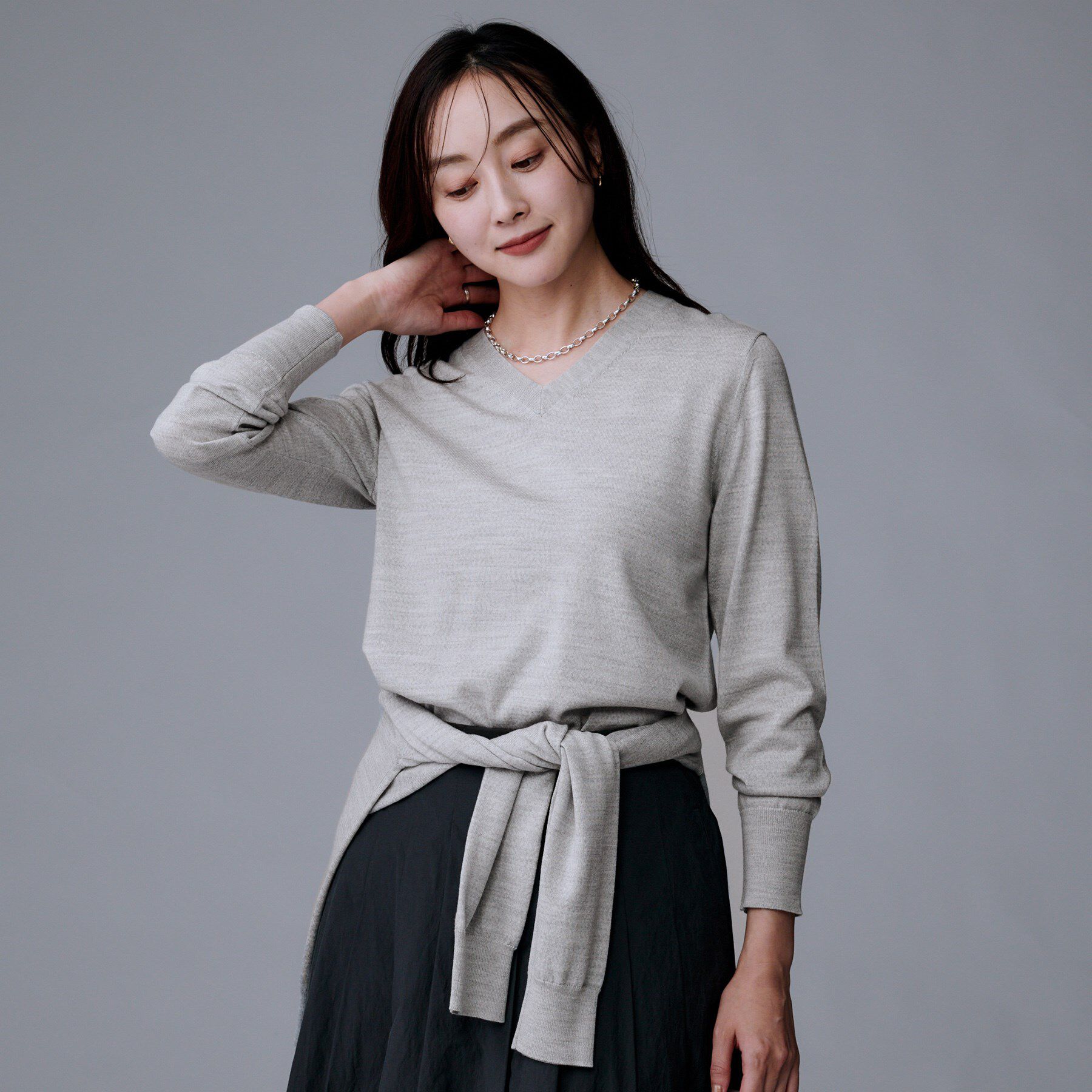 UNTITLED「【洗える/ウール100%】Vネックウールニット」|ニット・セーター|