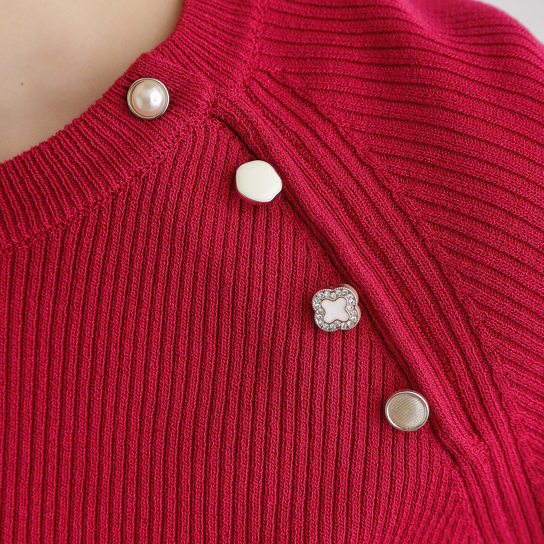 grove「【雑誌掲載】多釦ラグランリブ5分袖プルオーバー」|ニット・セーター|