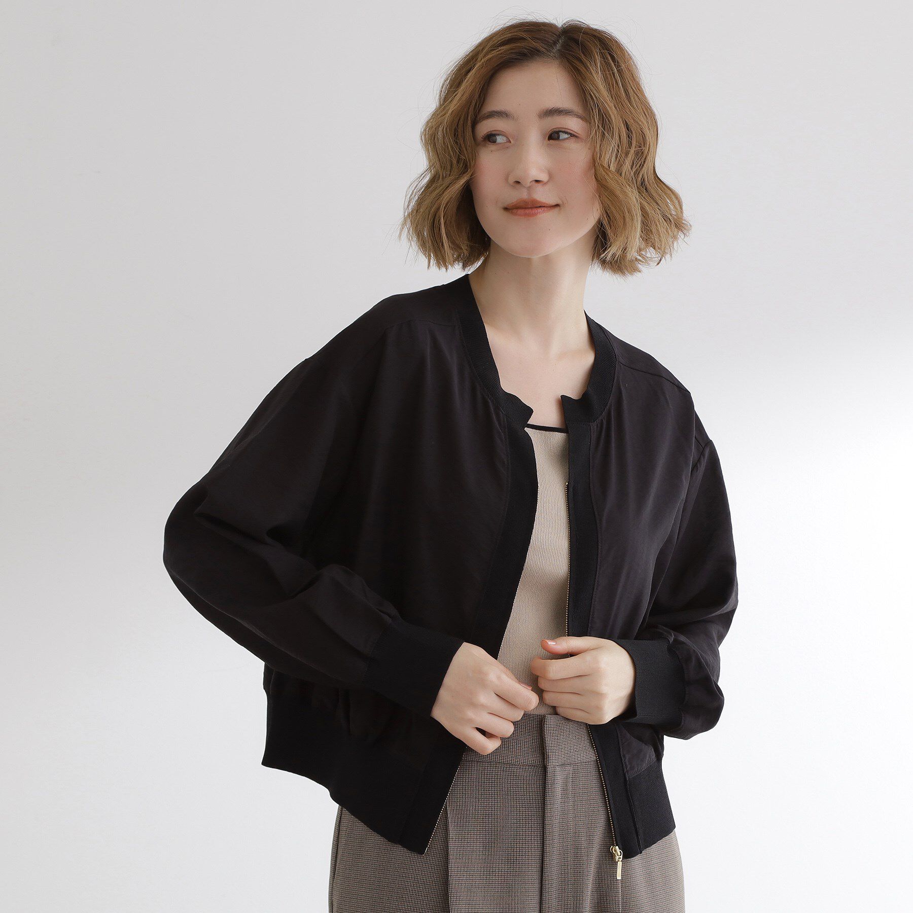 grove「軽やかに秋先取り　ブルゾン感覚で着られるカーディガン」|ブルゾン・スタジャン|ブラック(019)