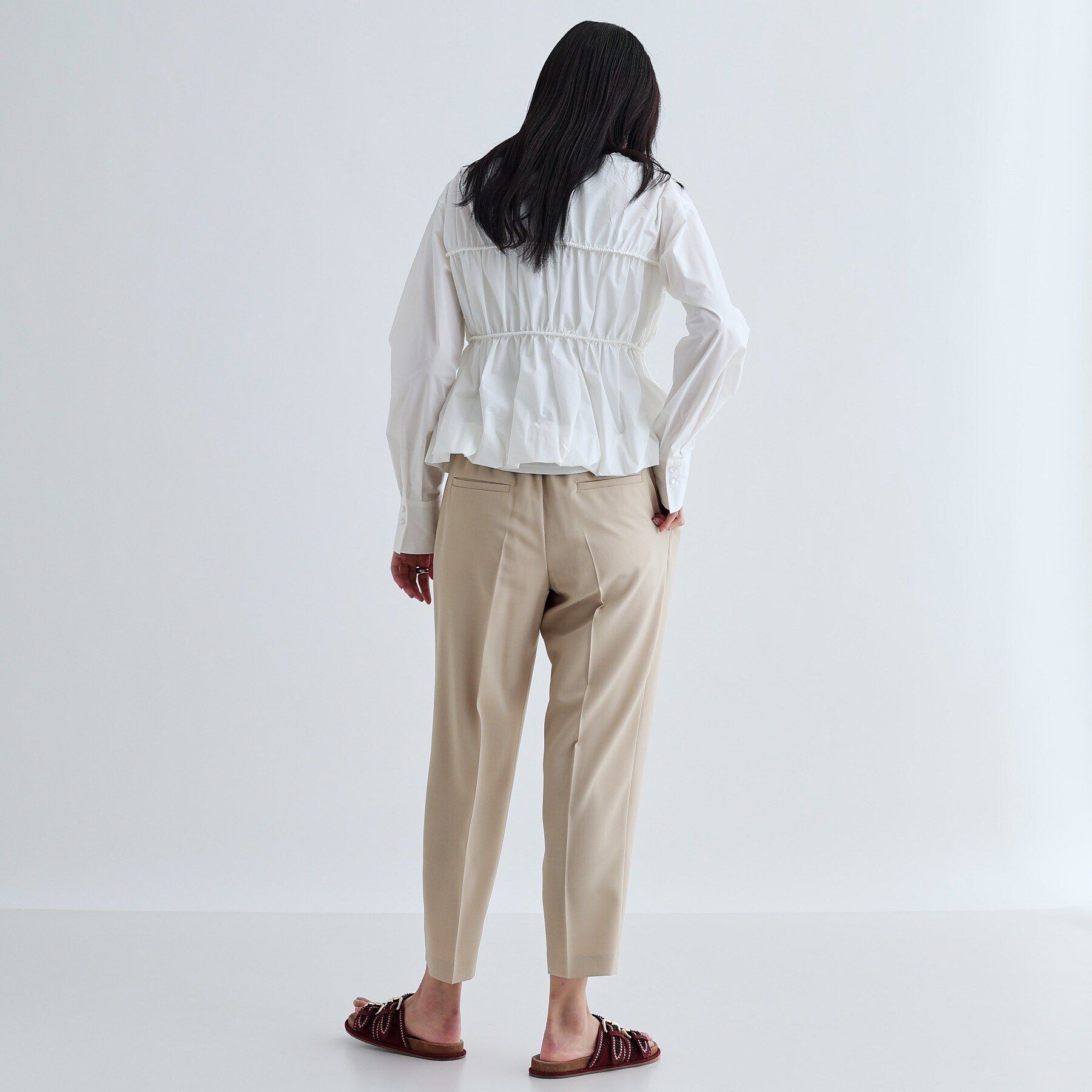 GALLEST「シャーリングギャザーブラウス【フロントボタン/前開き】」|シャツ・ブラウス|