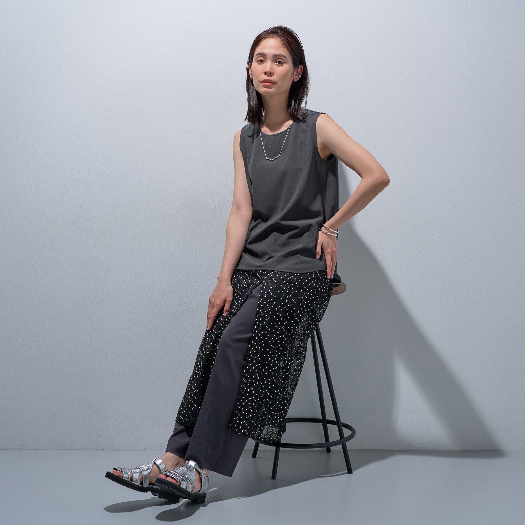 INDIVI「【インナーとしても活躍！／SETUP可能】ジョーゼット ノースリーブトップス」|Tシャツ・カットソー|