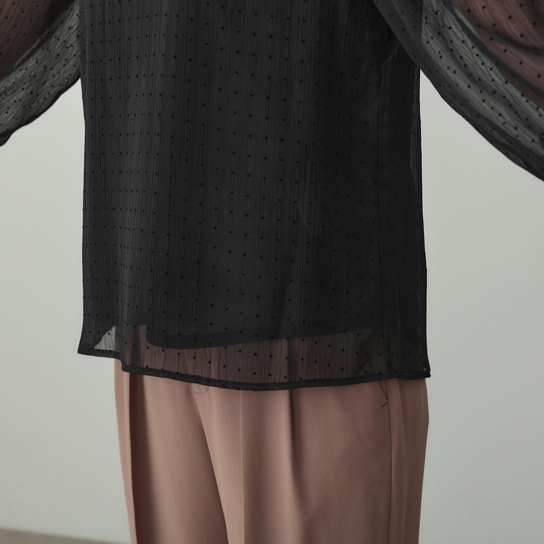 INDIVI「フロッキードットブラウス」|シャツ・ブラウス|