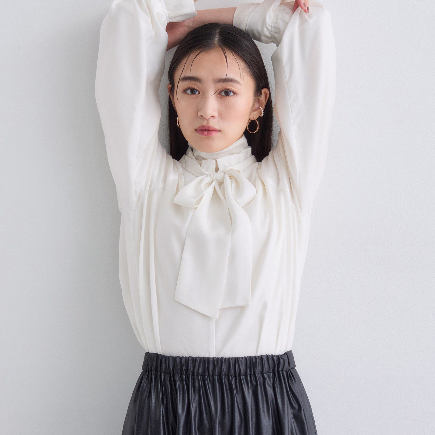 INDIVI「ジオメプリントボウタイブラウス」|シャツ・ブラウス|