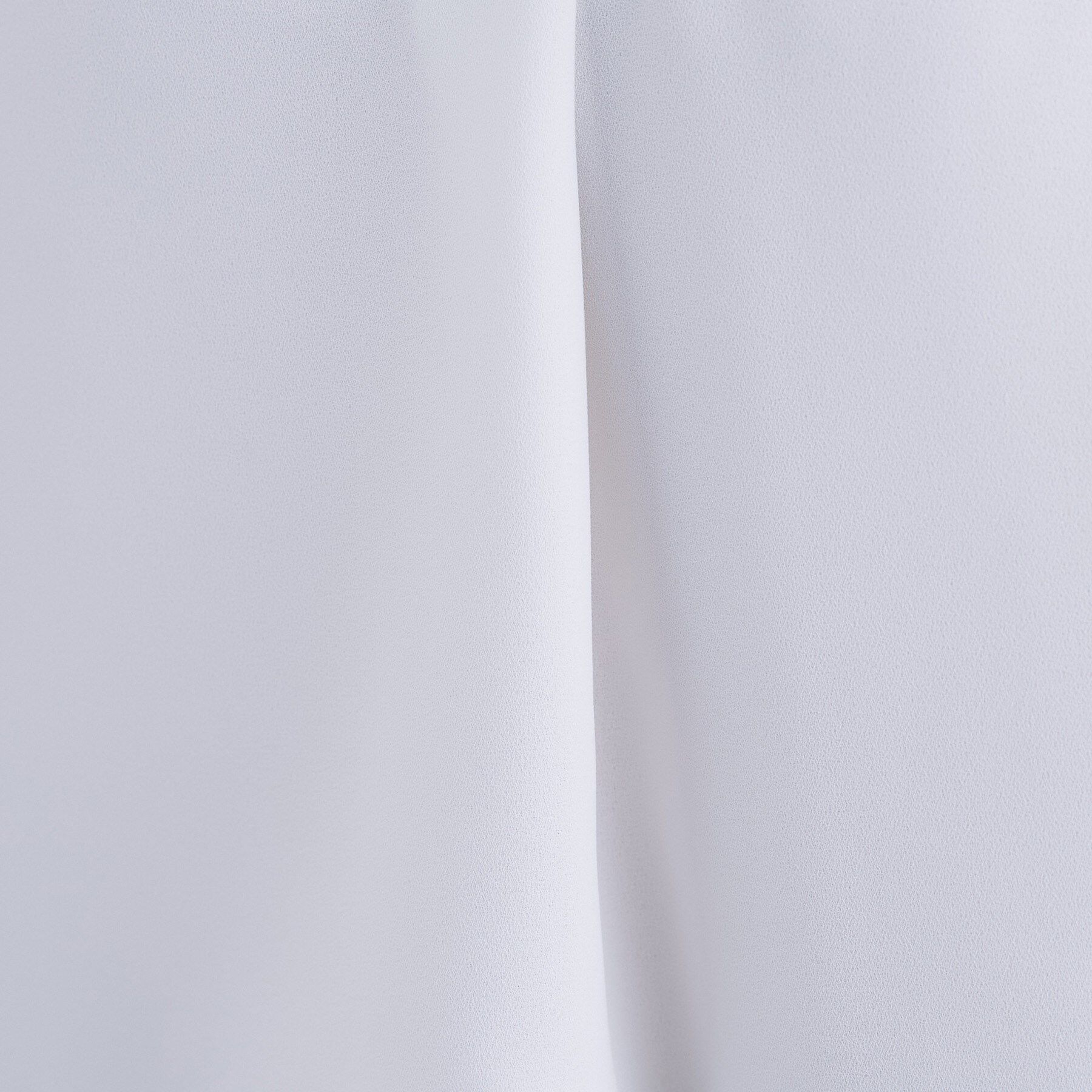 INDIVI「【通勤／イージーケア】Vネック ジョーゼットブラウス」|シャツ・ブラウス|