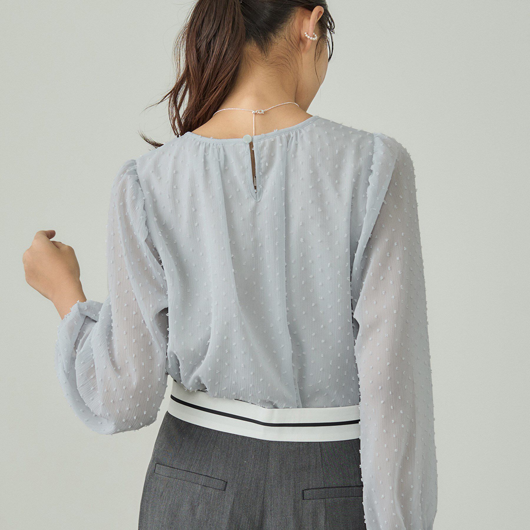 INDIVI「【袖コンシャス】シアードットブラウス」|シャツ・ブラウス|