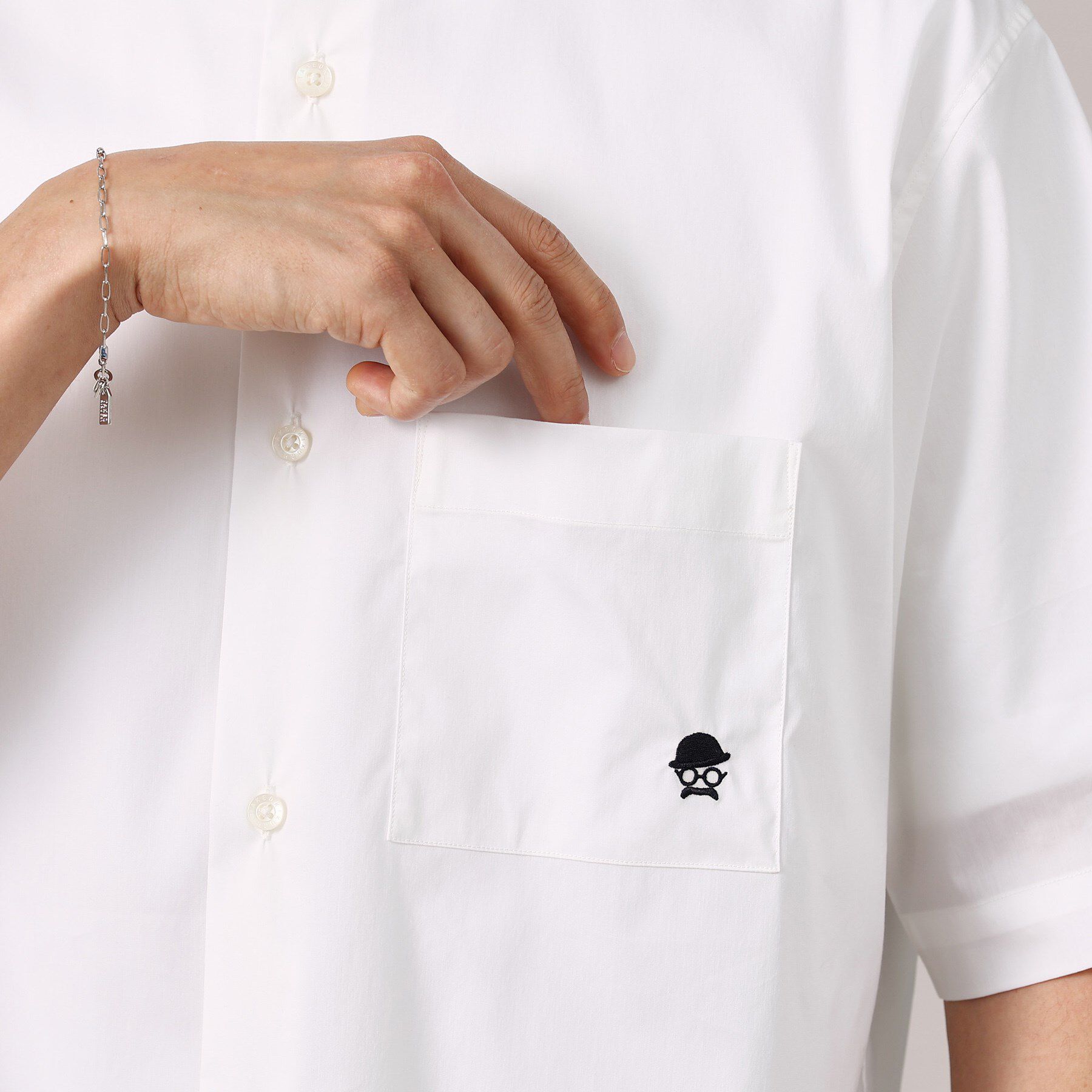 TAKEO KIKUCHI「【LIMITED】ワンポイント刺繍 半袖シャツ」|シャツ・ブラウス|